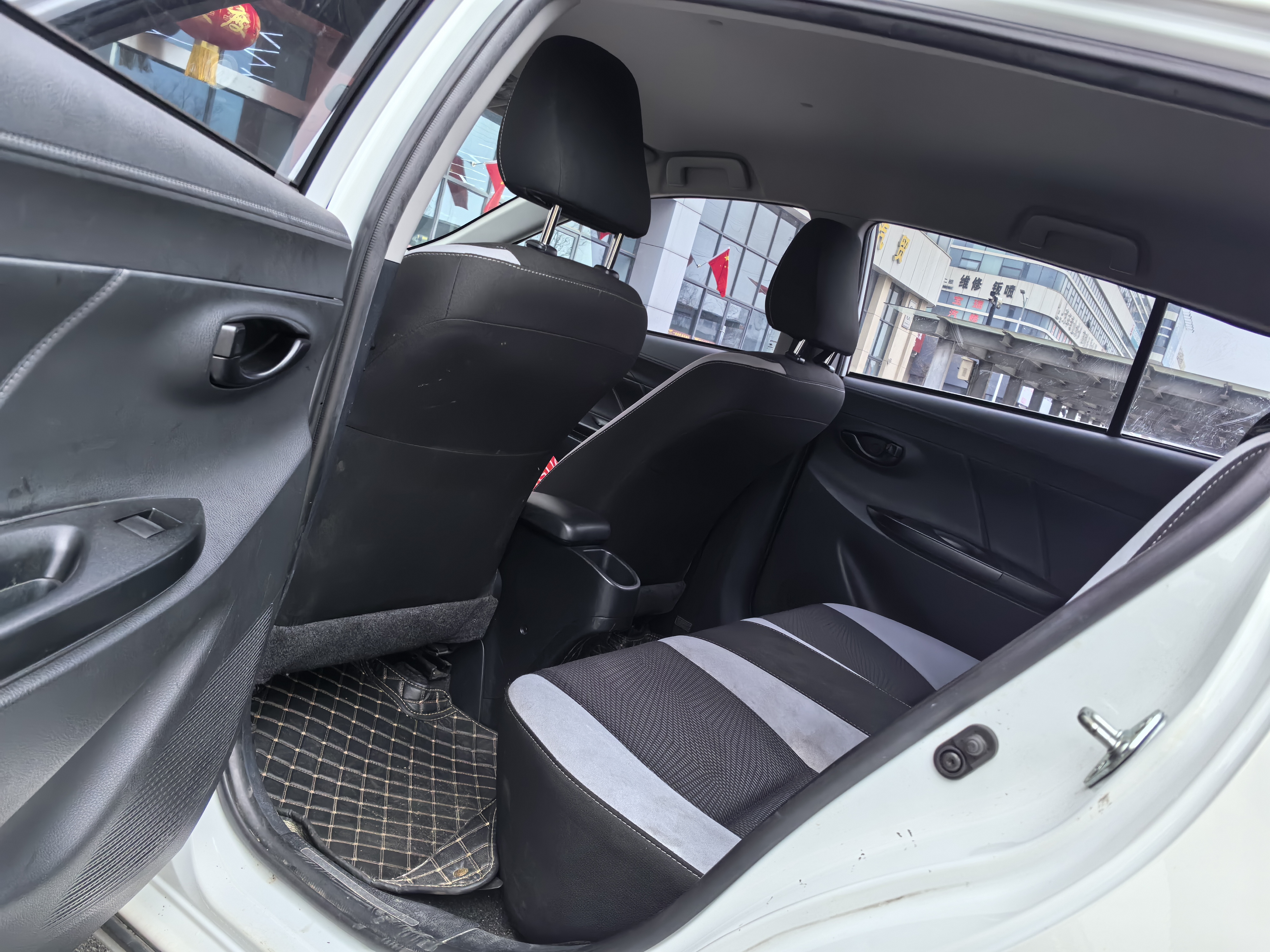 Toyota Yaris L Zhixuan 2022 #4 Toyota Yaris L Zhixuan 2022 car image #4