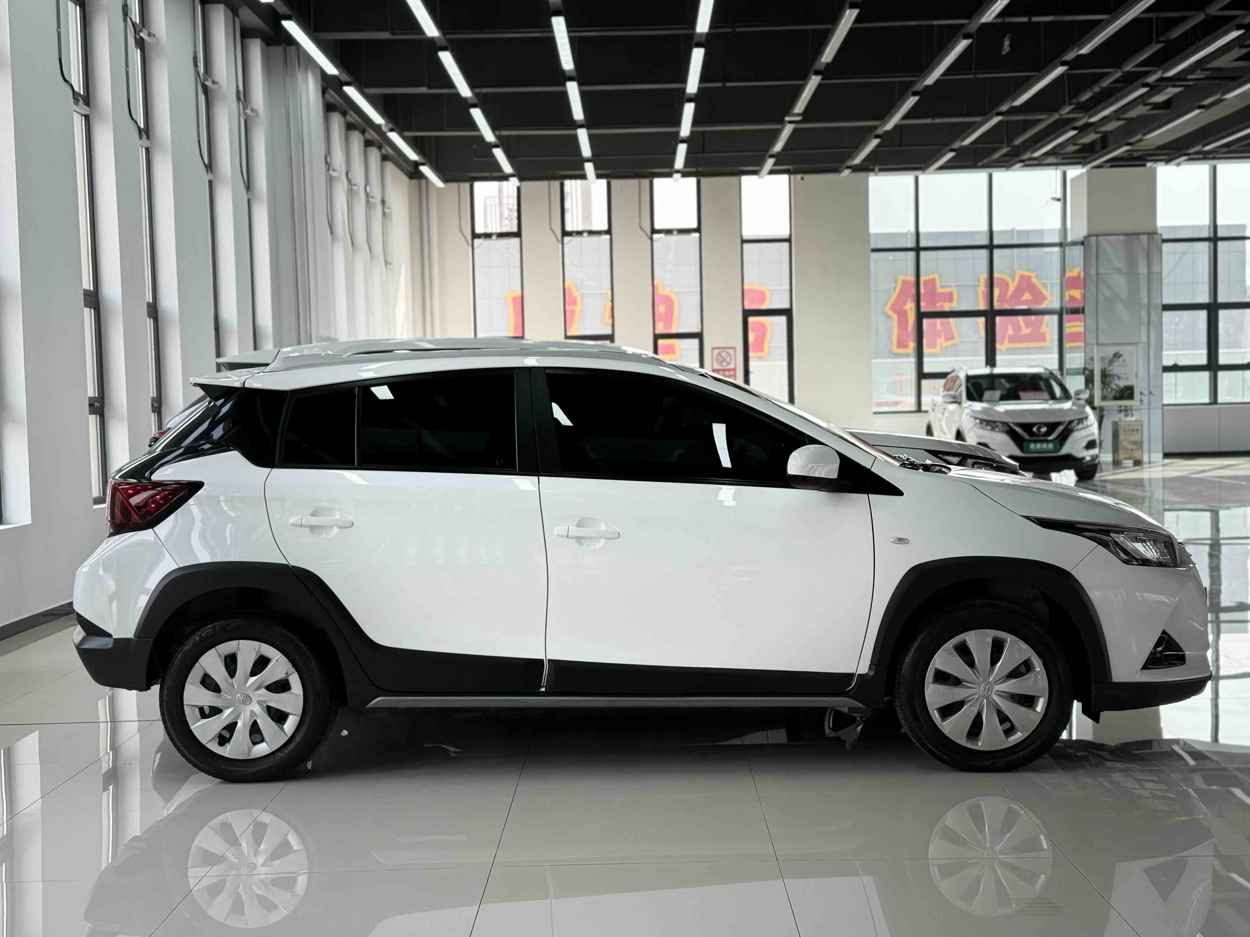 Yaris L Zhixuan 2023 #4 Yaris L Zhixuan 2023 car image #4