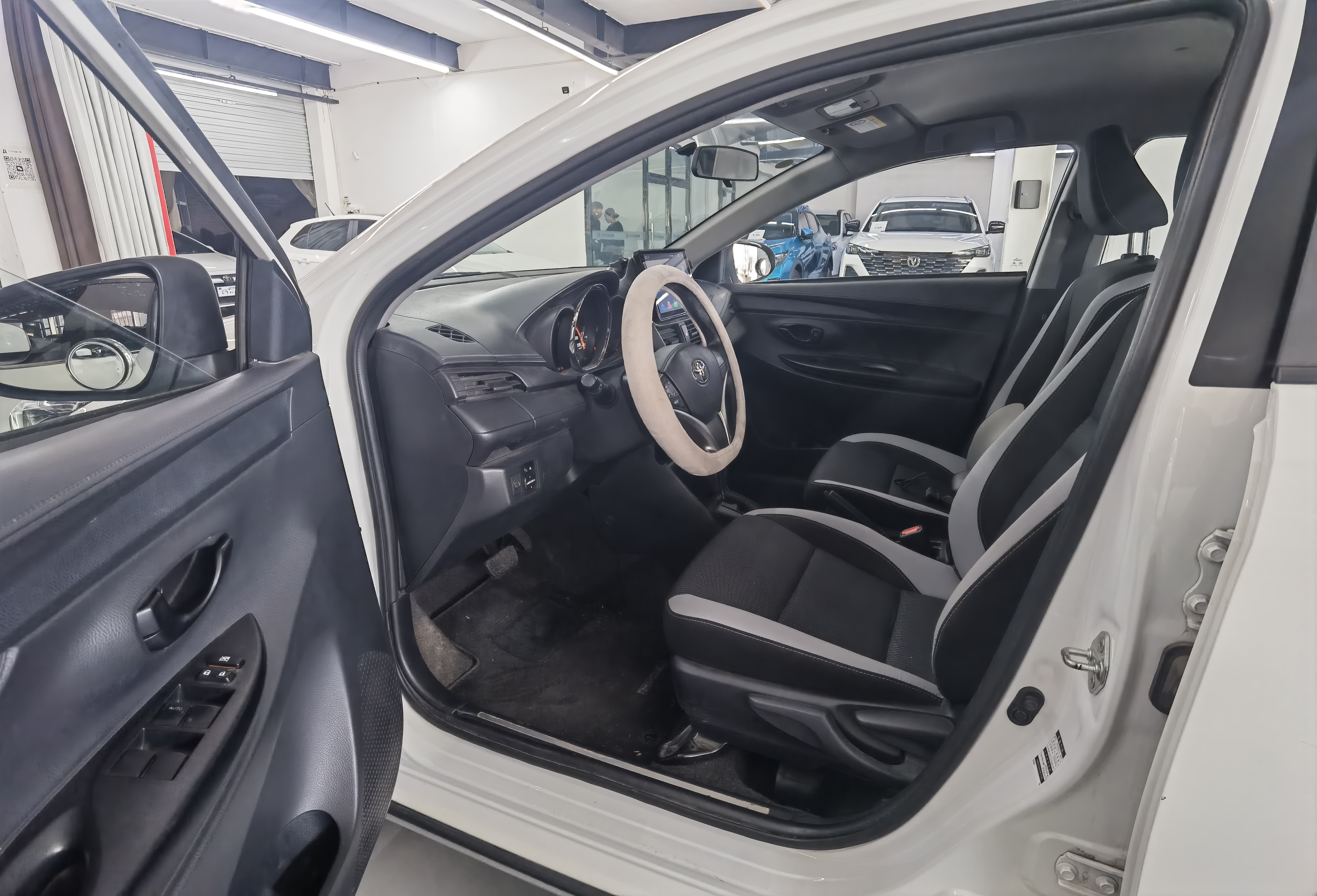 Yaris L Zhixuan 2022 car image #4
