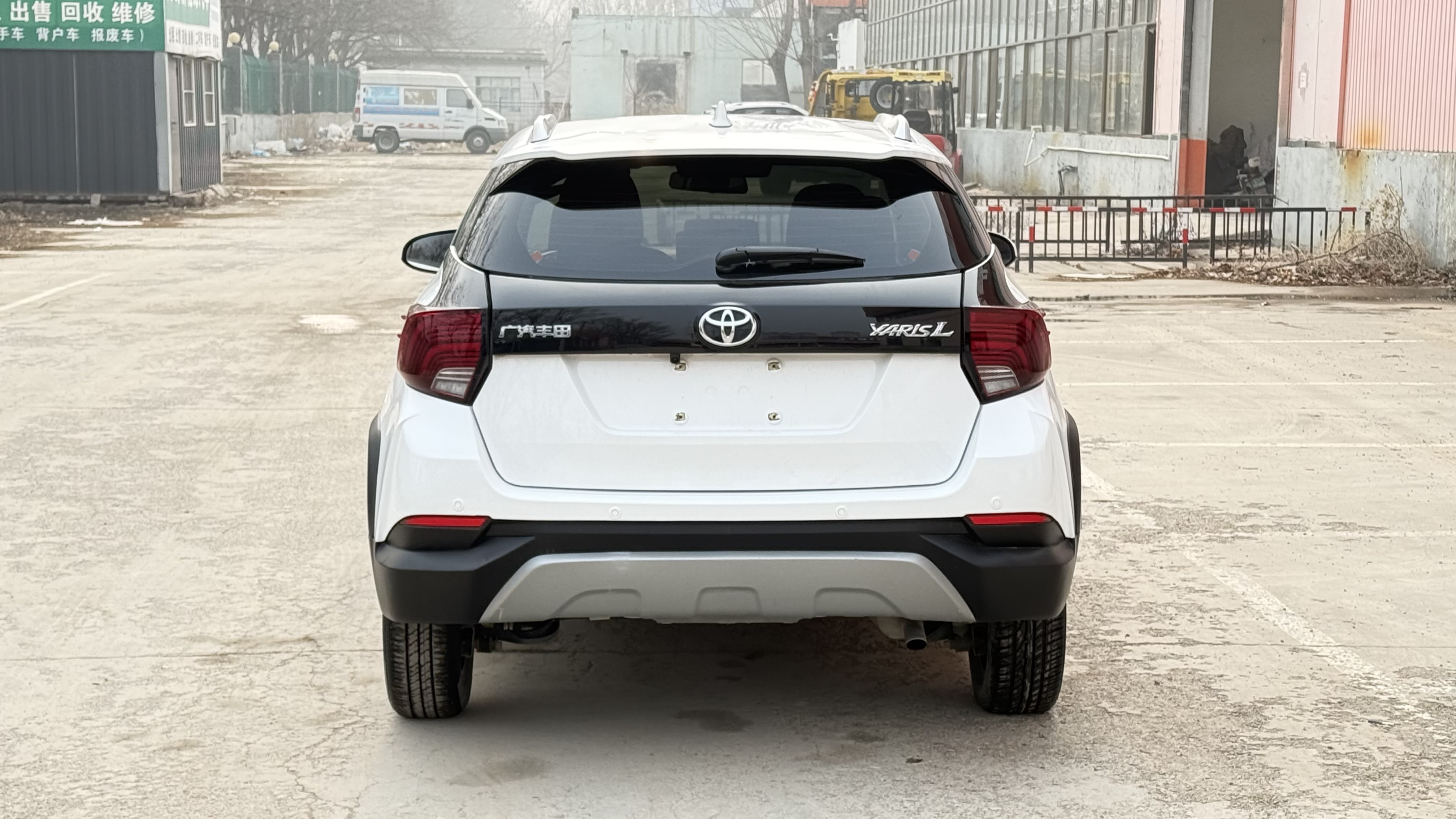 Toyota Yaris L Zhixuan 2023 #4 Toyota Yaris L Zhixuan 2023 car image #4