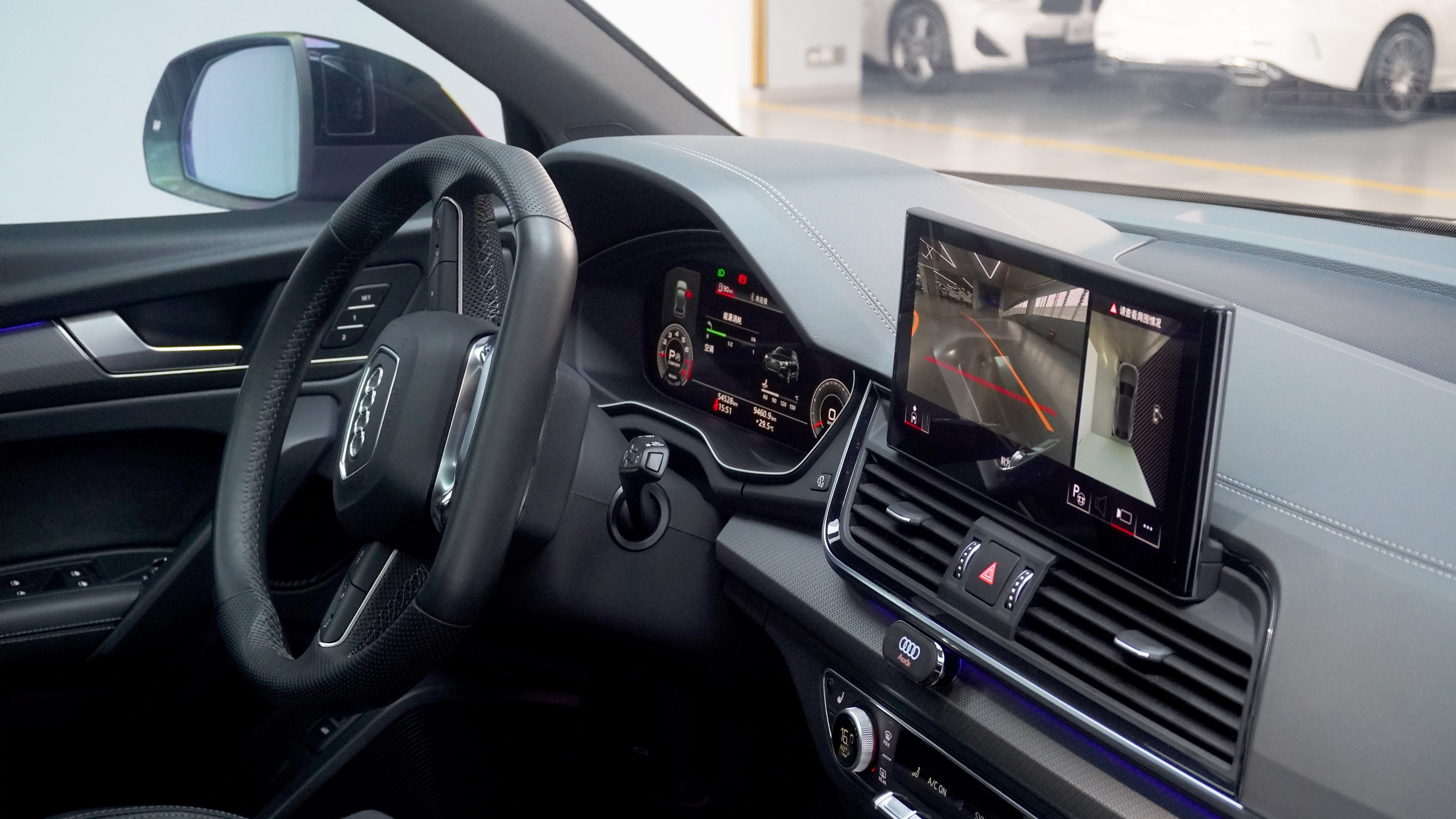 Audi Q5L Sportback 2022 immagine di auto #4