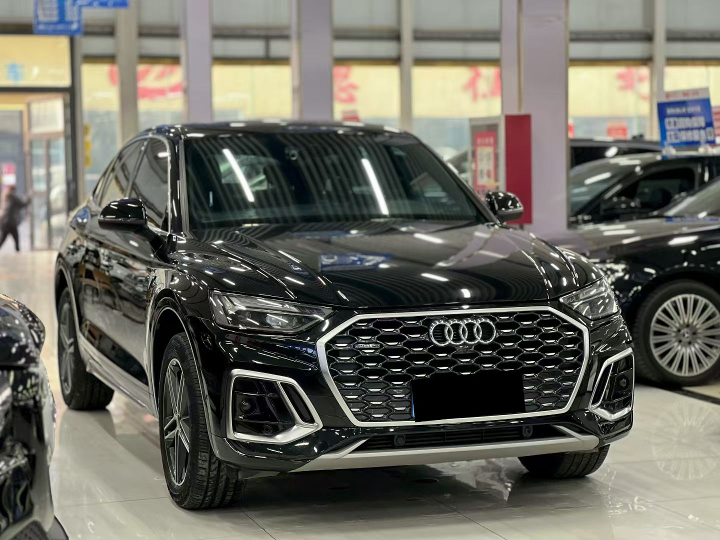 Audi Q5L Sportback 2022 immagine di auto #4