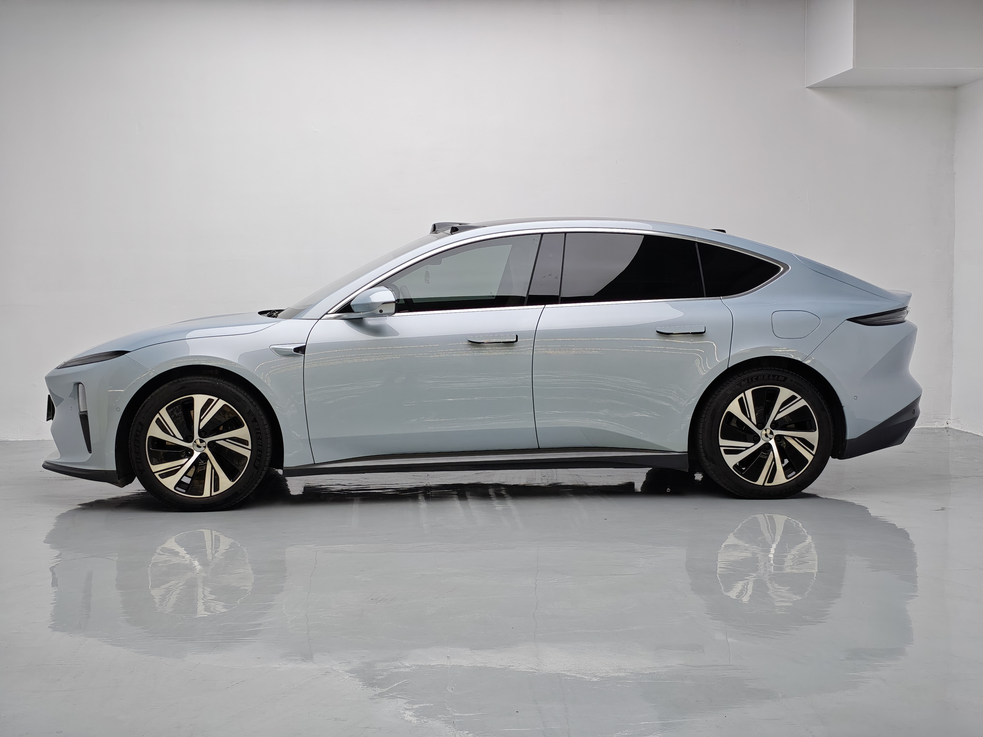 蔚来 蔚来ET5 2023 汽车图片 #4