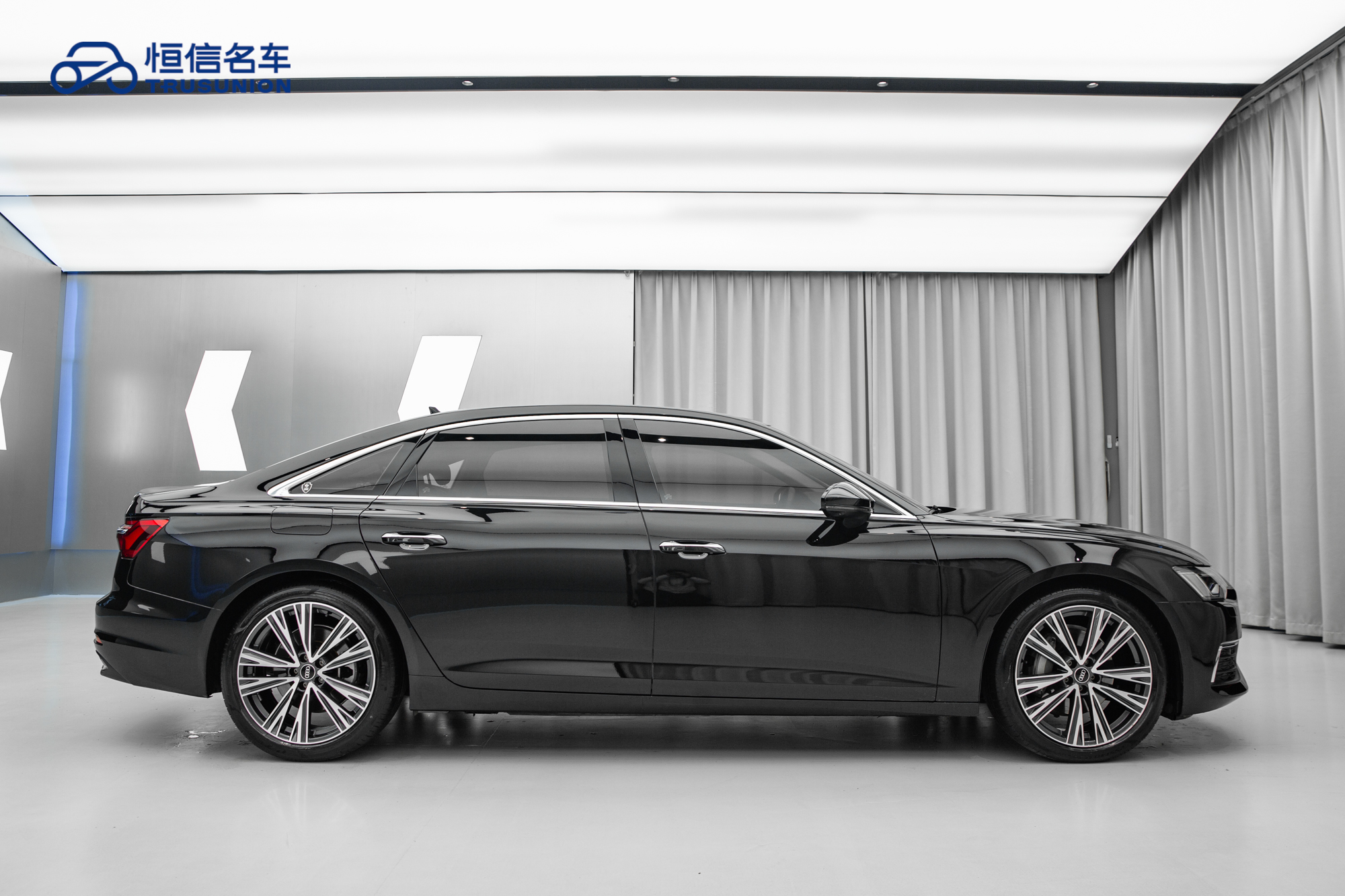 Audi 2022 car image #4