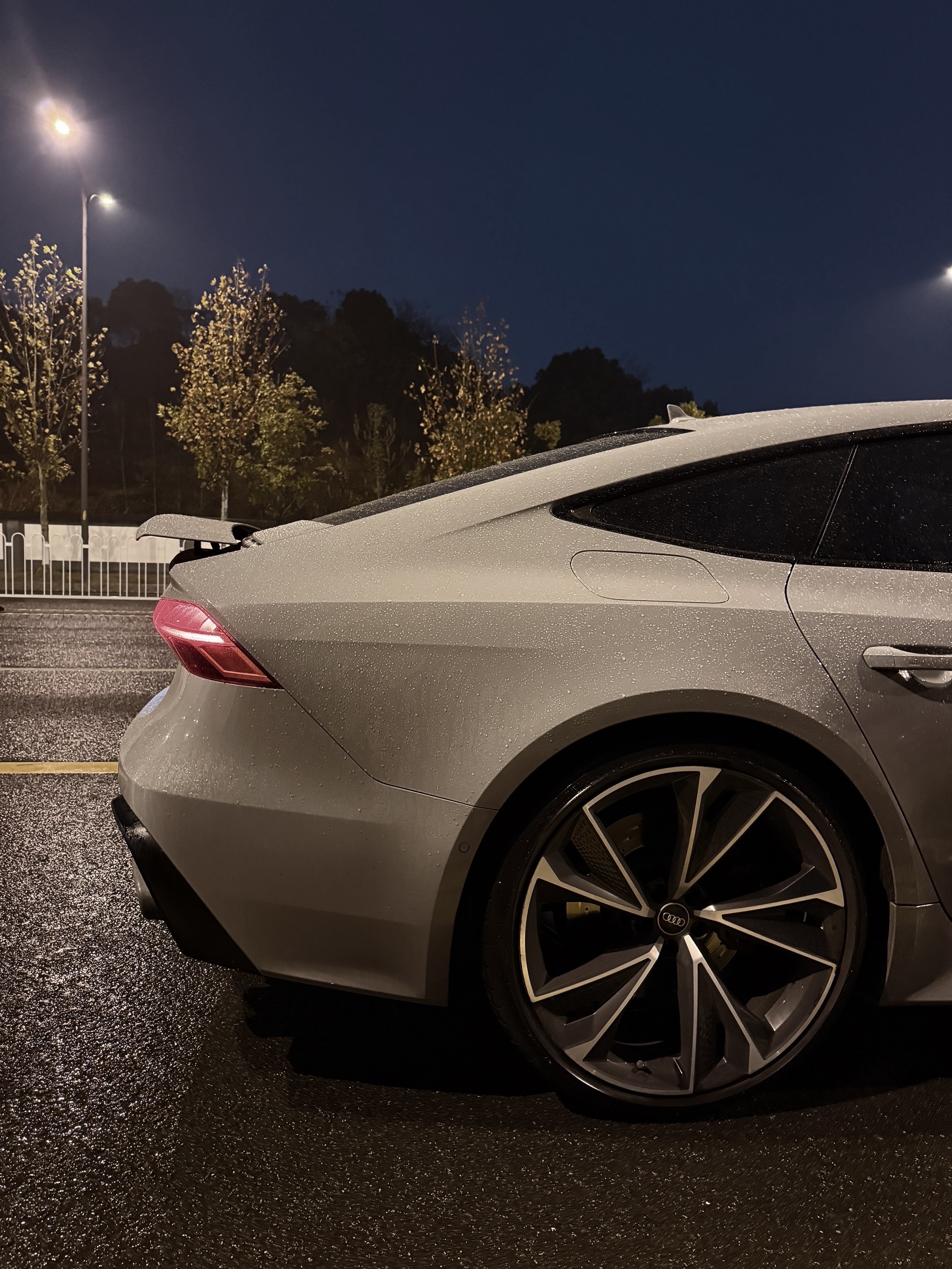 Audi RS 7 2022 car image #4