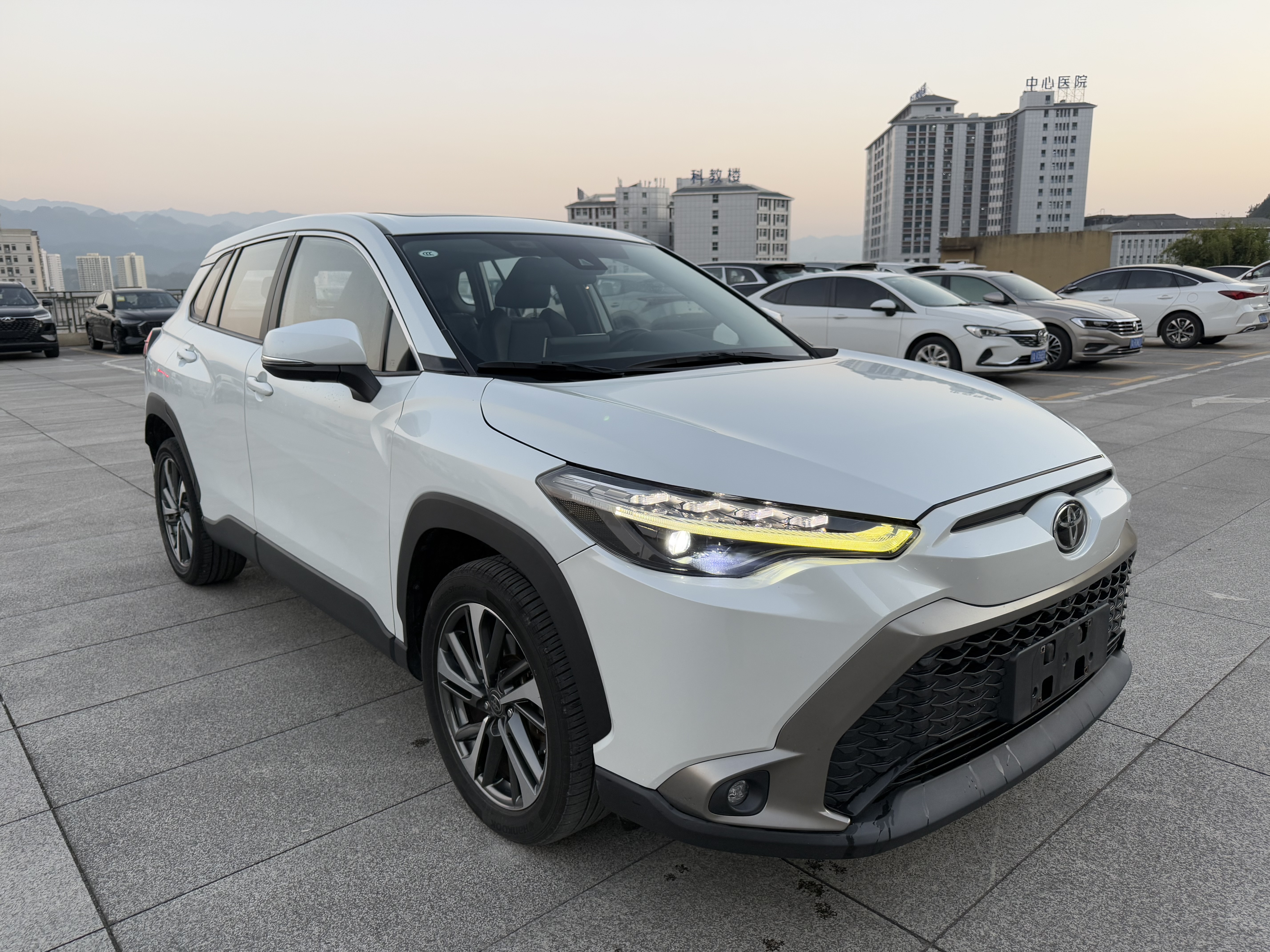 Toyota Frontlander 2022 immagine di auto #4