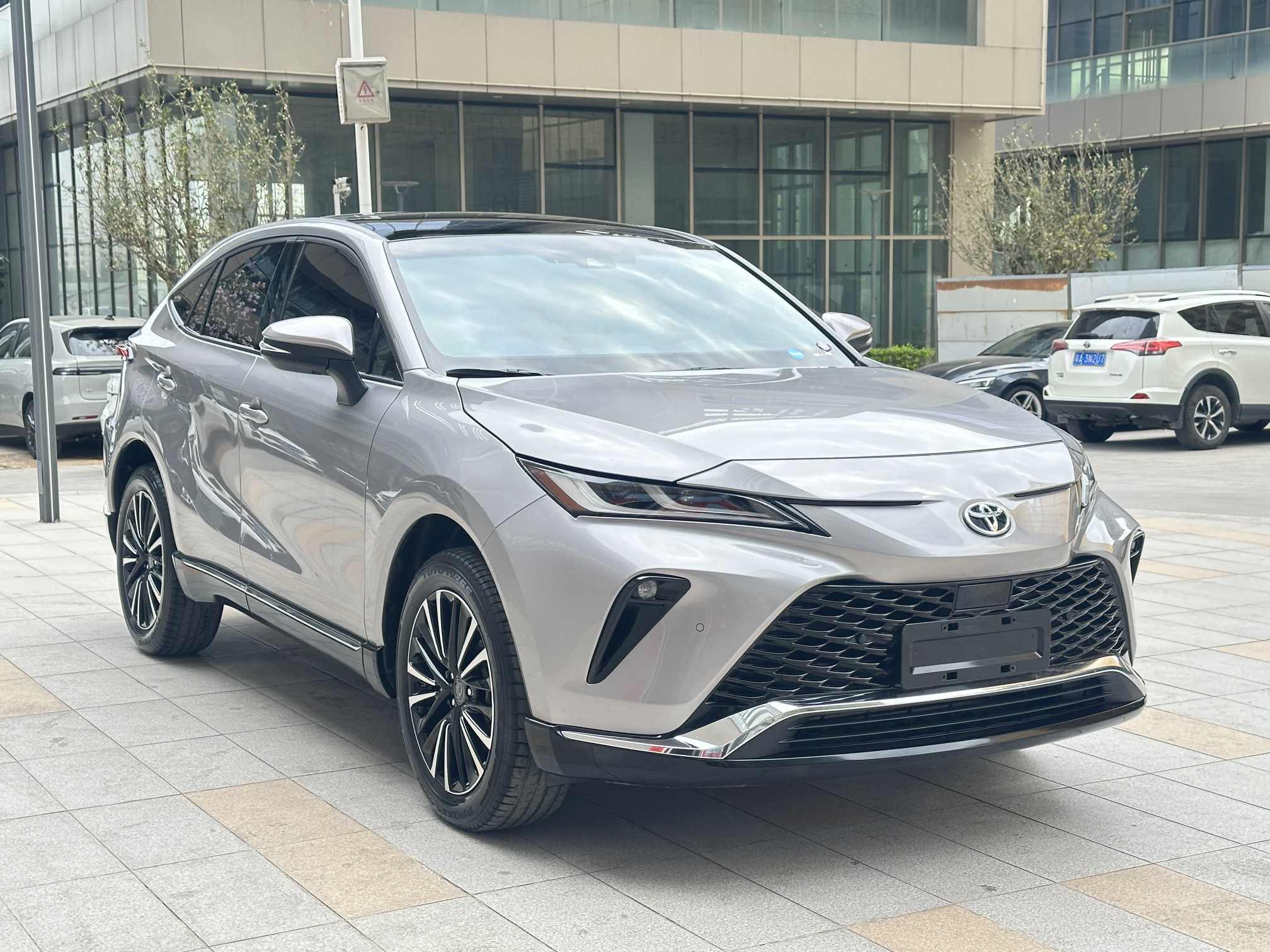 Toyota Venza 2023 car image #4