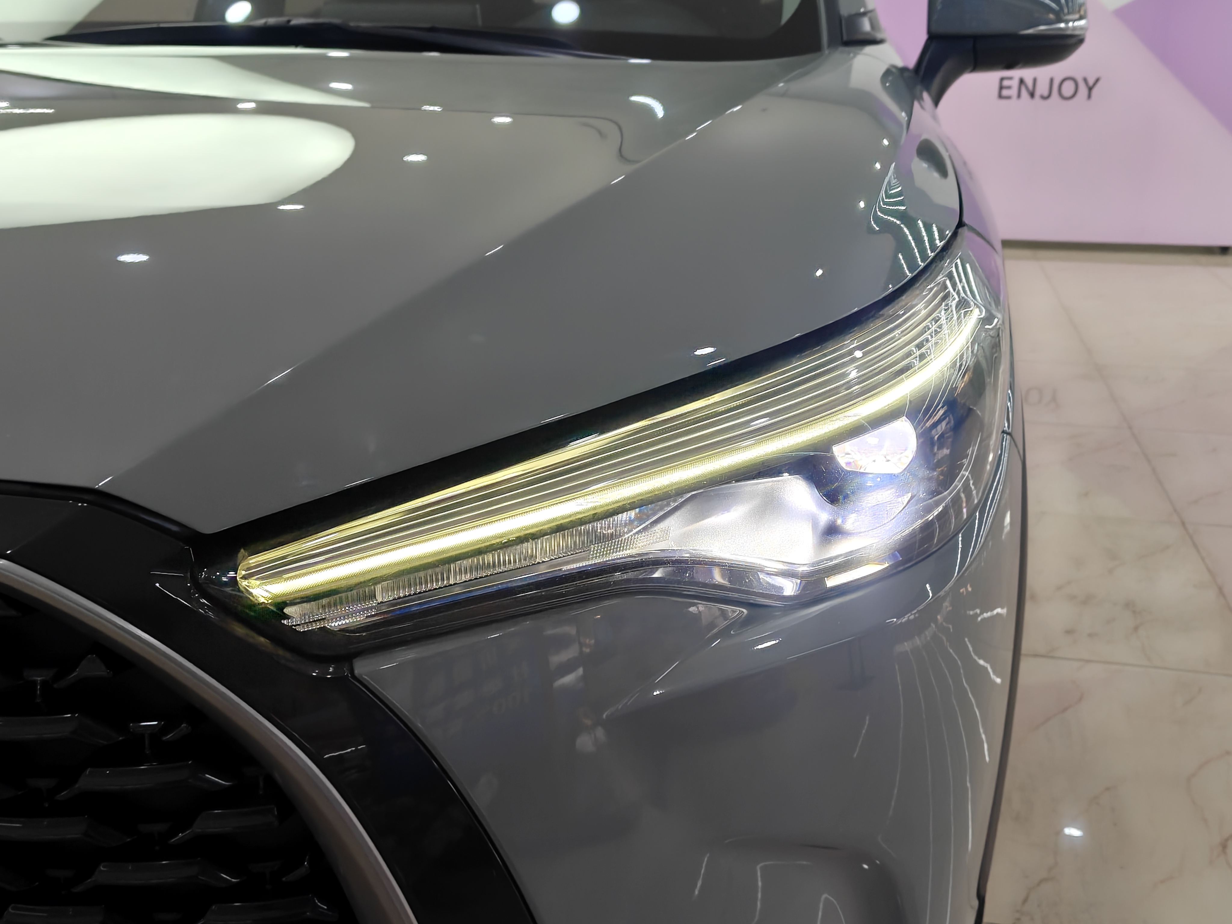 Corolla Cross 2022 car image #4