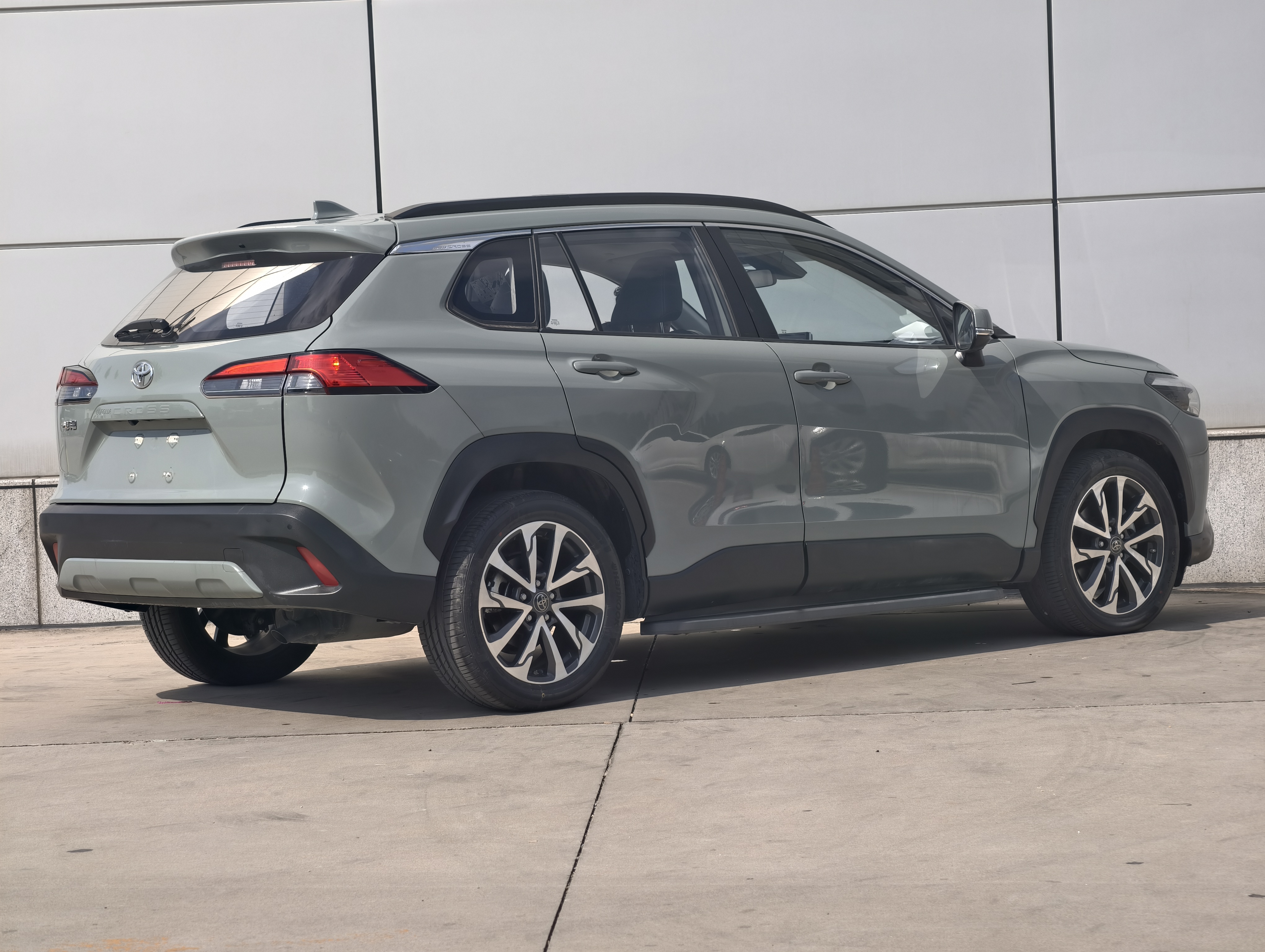 Corolla Cross 2022 #4 Corolla Cross 2022 car image #4