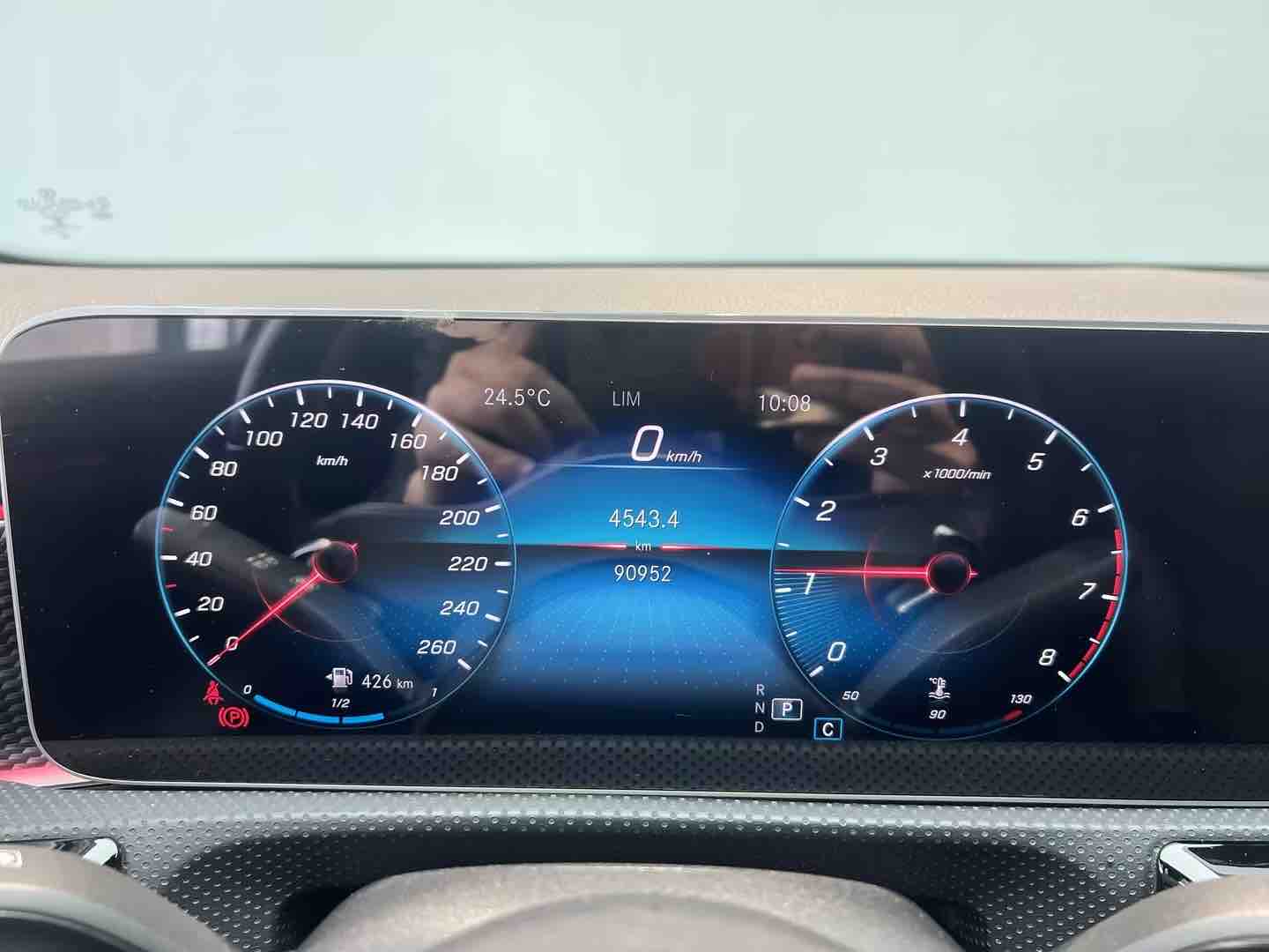 Mercedes-Benz C Class 2022 صورة سيارة #4