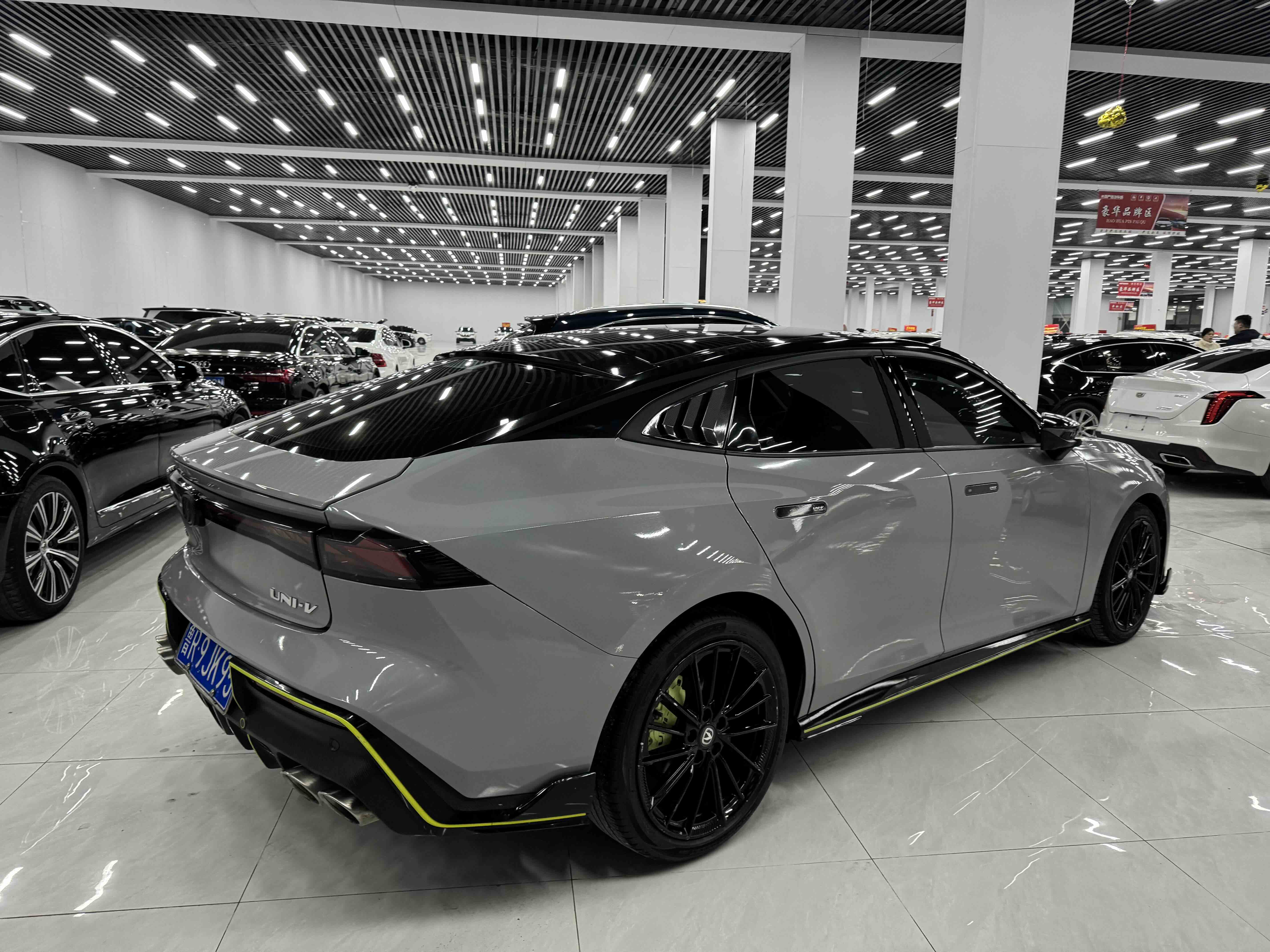 Changan UNI-V 2022 car image #4