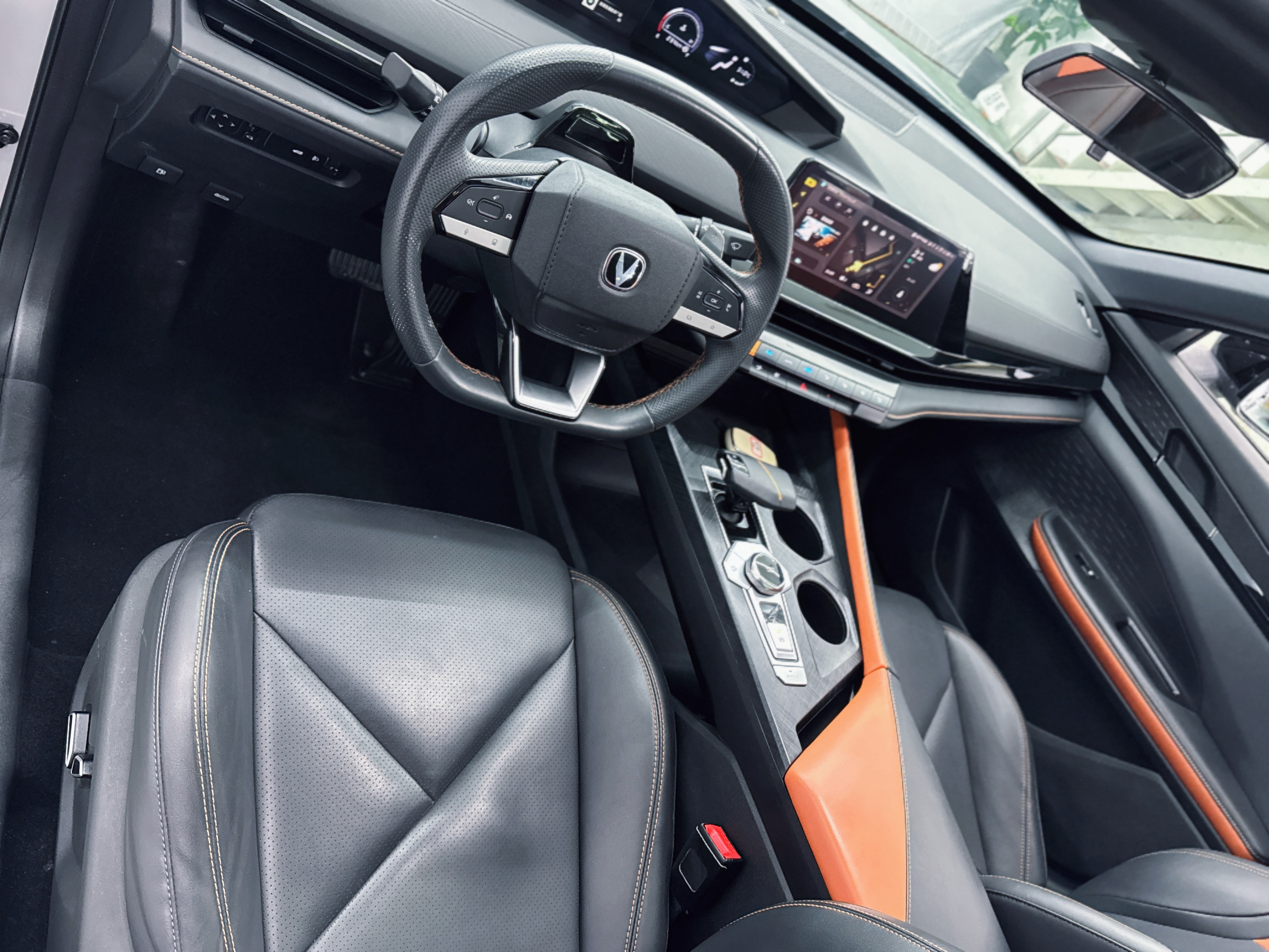 Changan UNI-V 2022 #4 Changan UNI-V 2022 car image #4