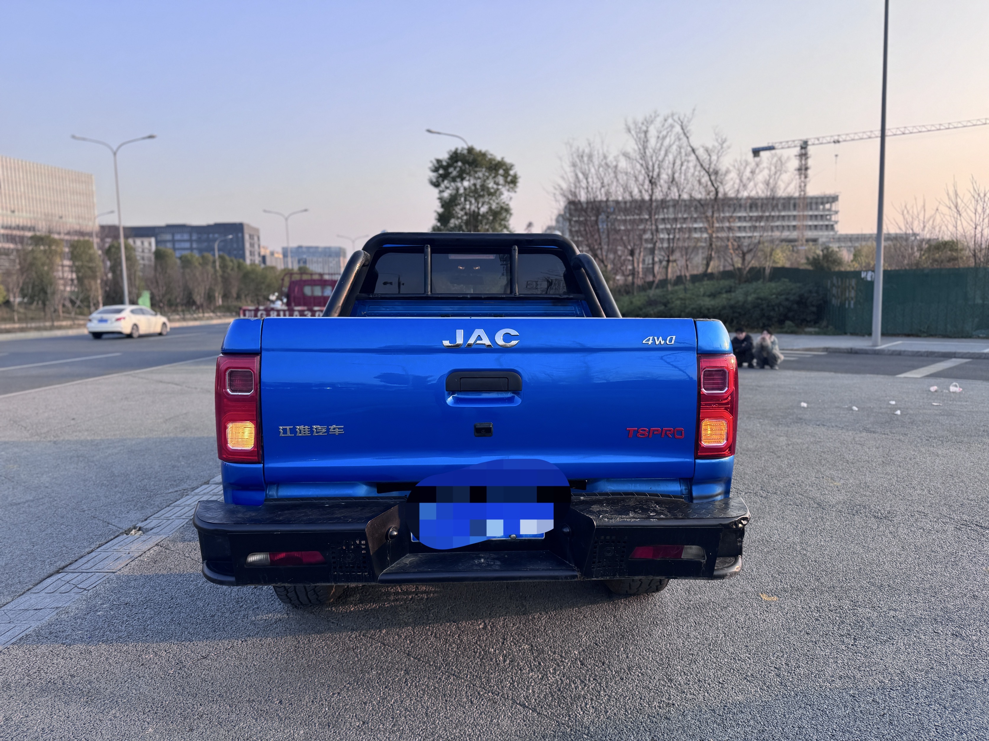 JAC 2023 car image #4