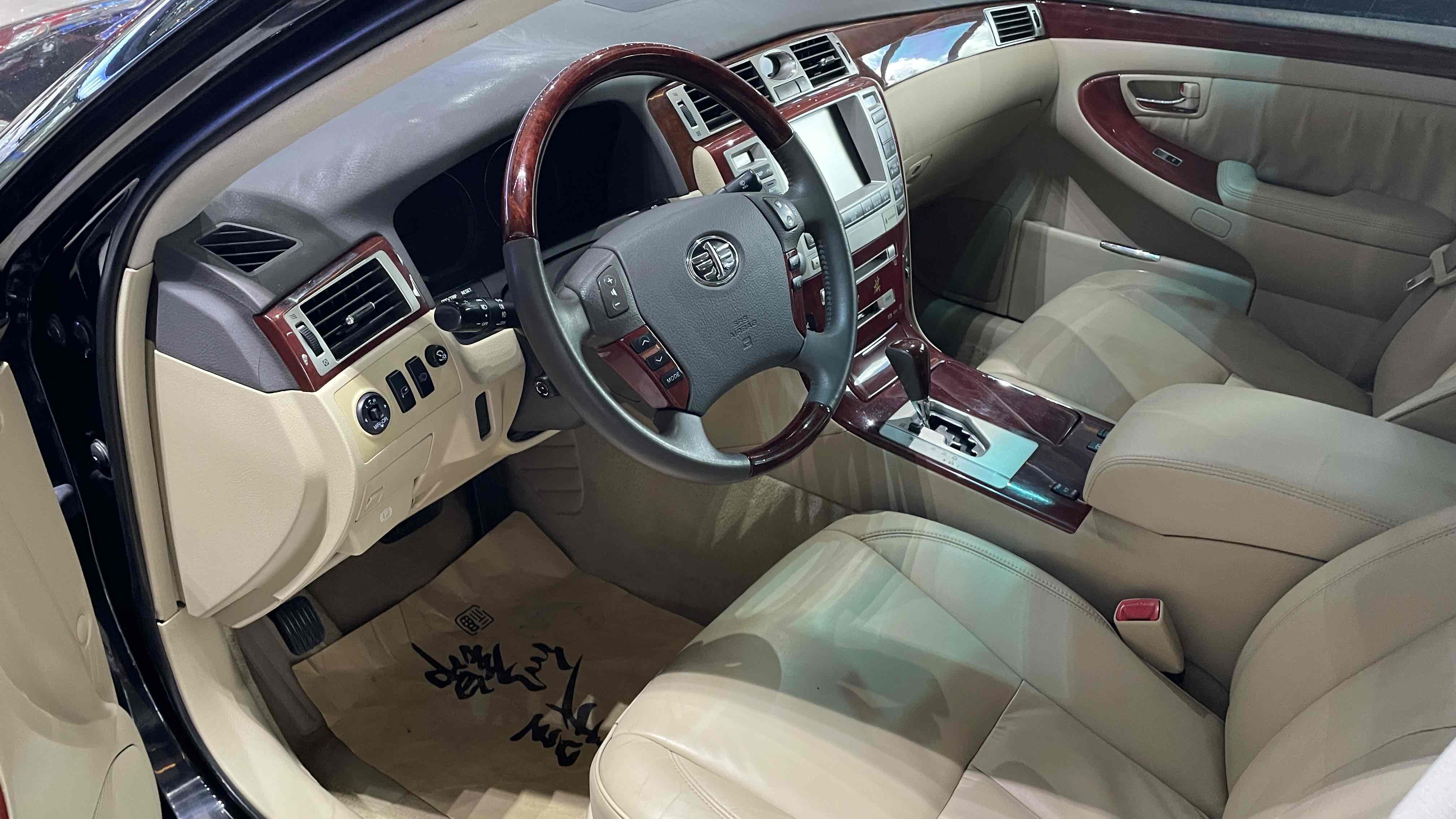 HongQi ShengShi 2008 صورة سيارة #4