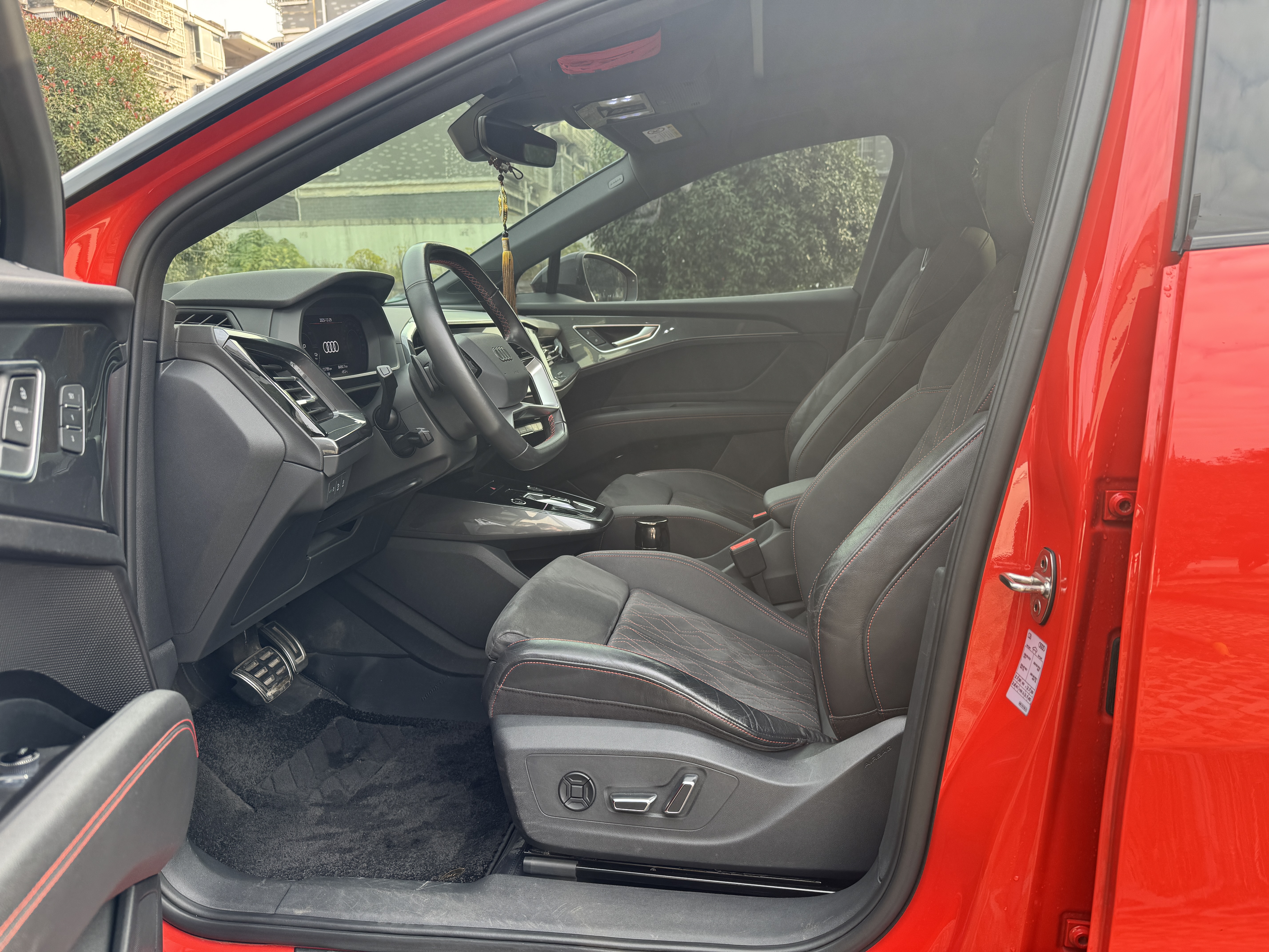 Audi Q5 e-tron 2022 imagen de coche #4