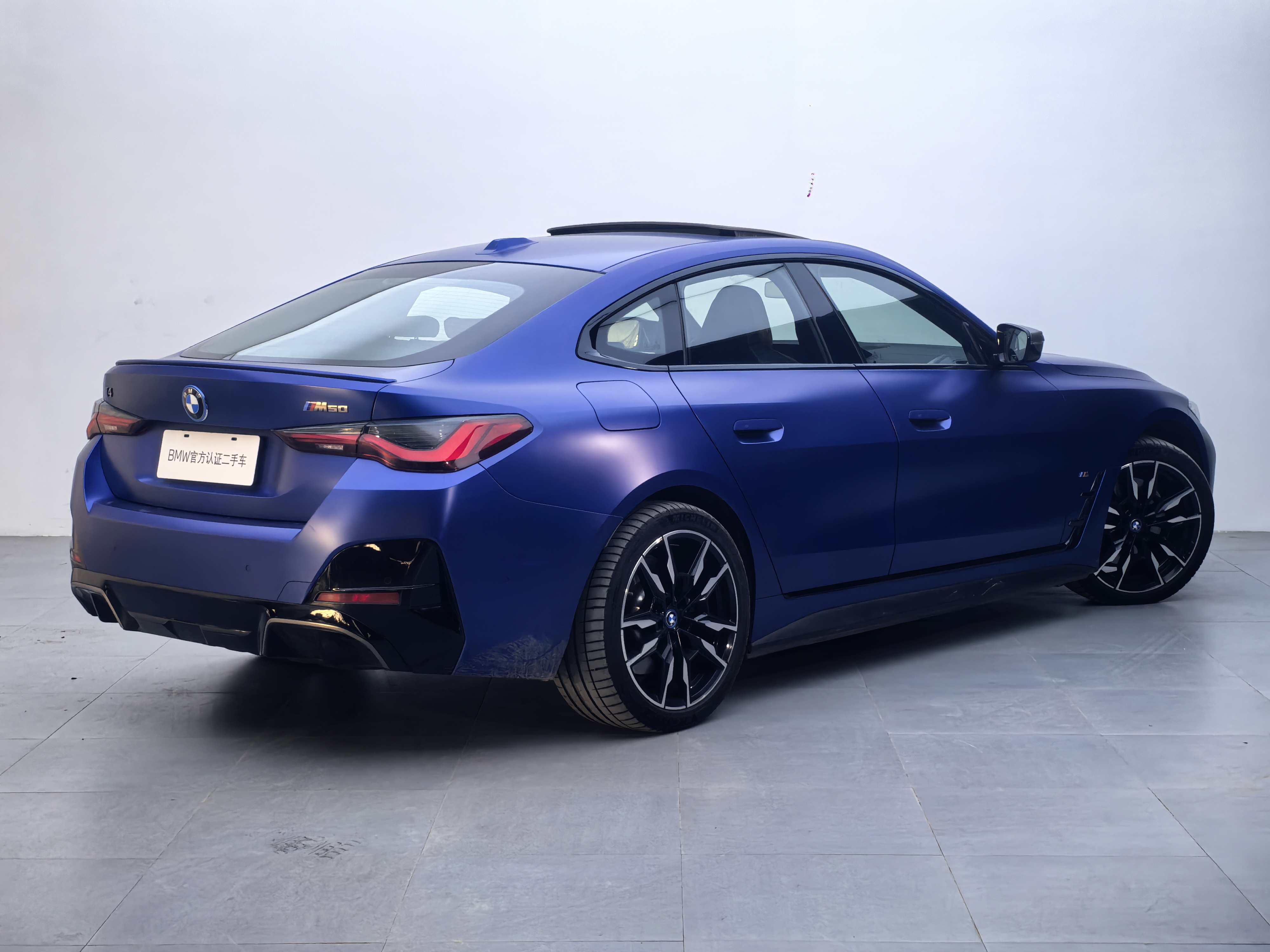 BMW i4 2022 car image #4