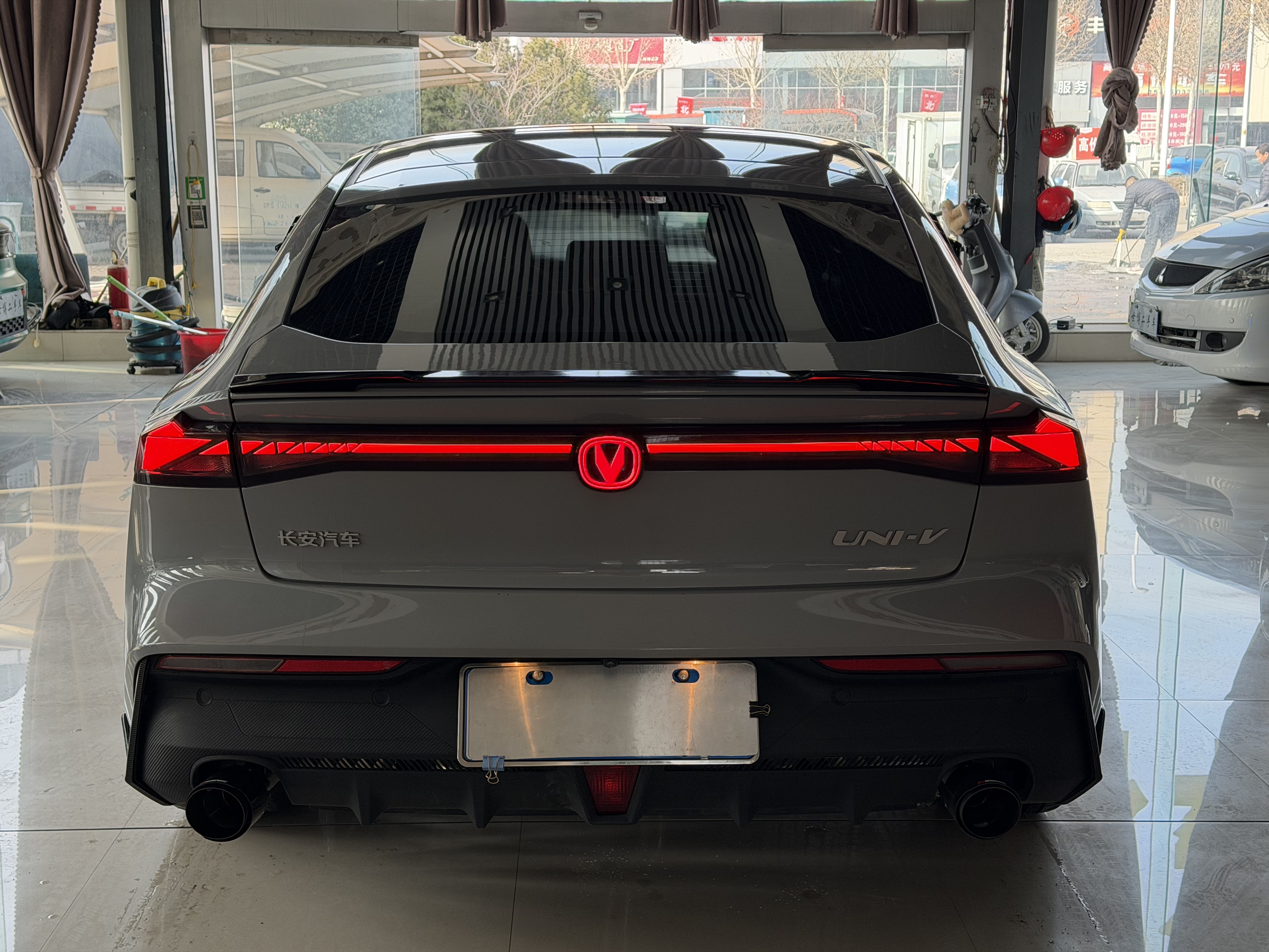 Changan UNI-V 2022 car image #4