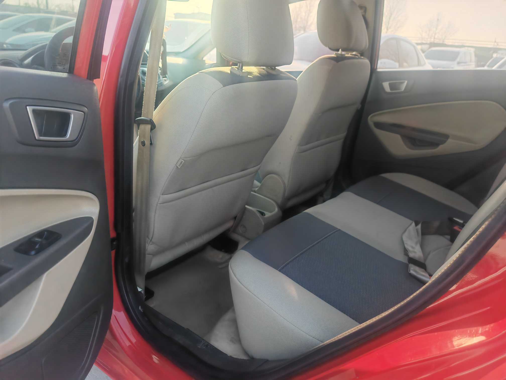 Ford Fiesta 2012 #4 Ford Fiesta 2012 car image #4