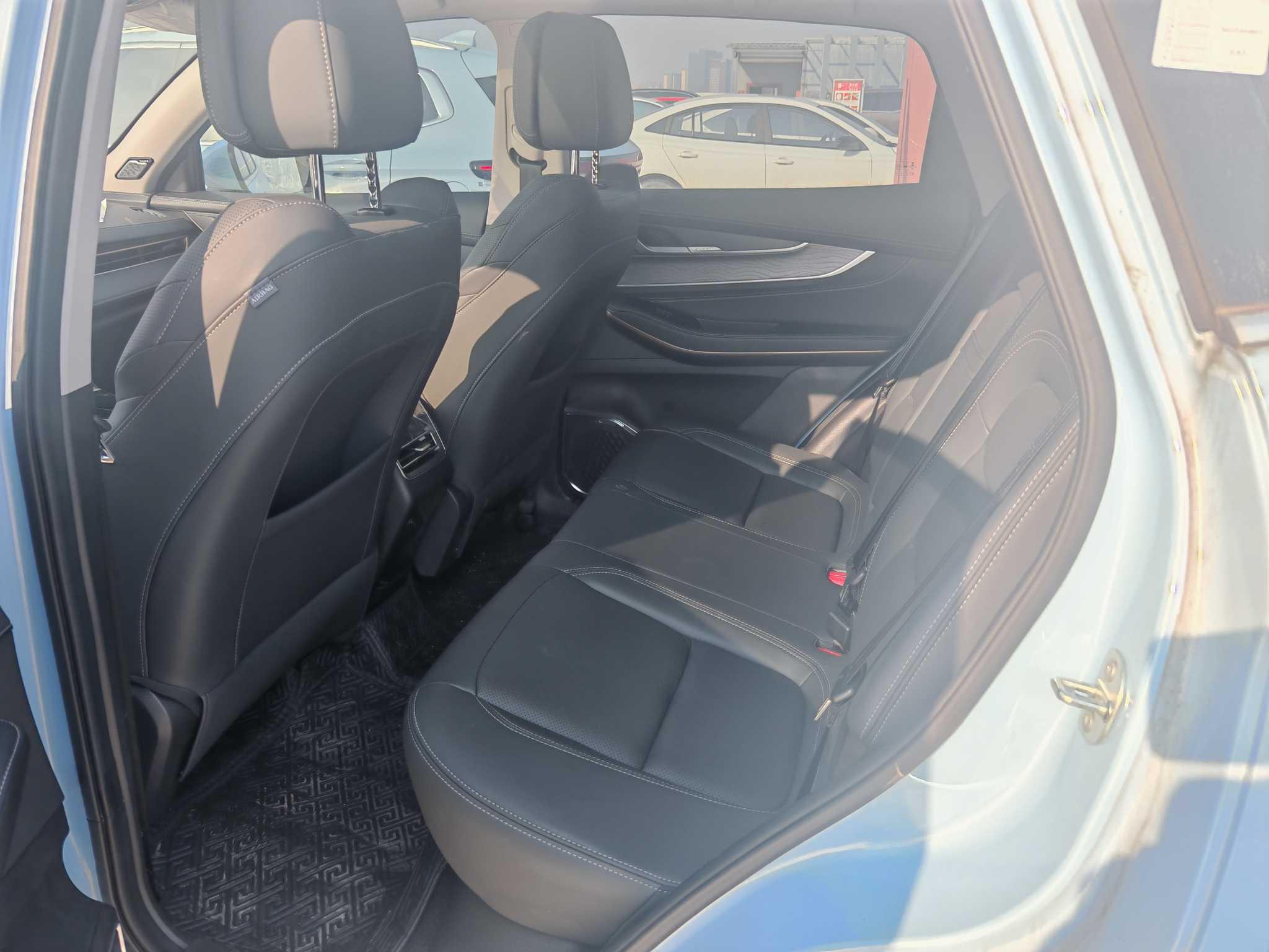 Exceed Chasing Wind C-DM 2023 #4 Exceed Chasing Wind C-DM 2023 car image #4