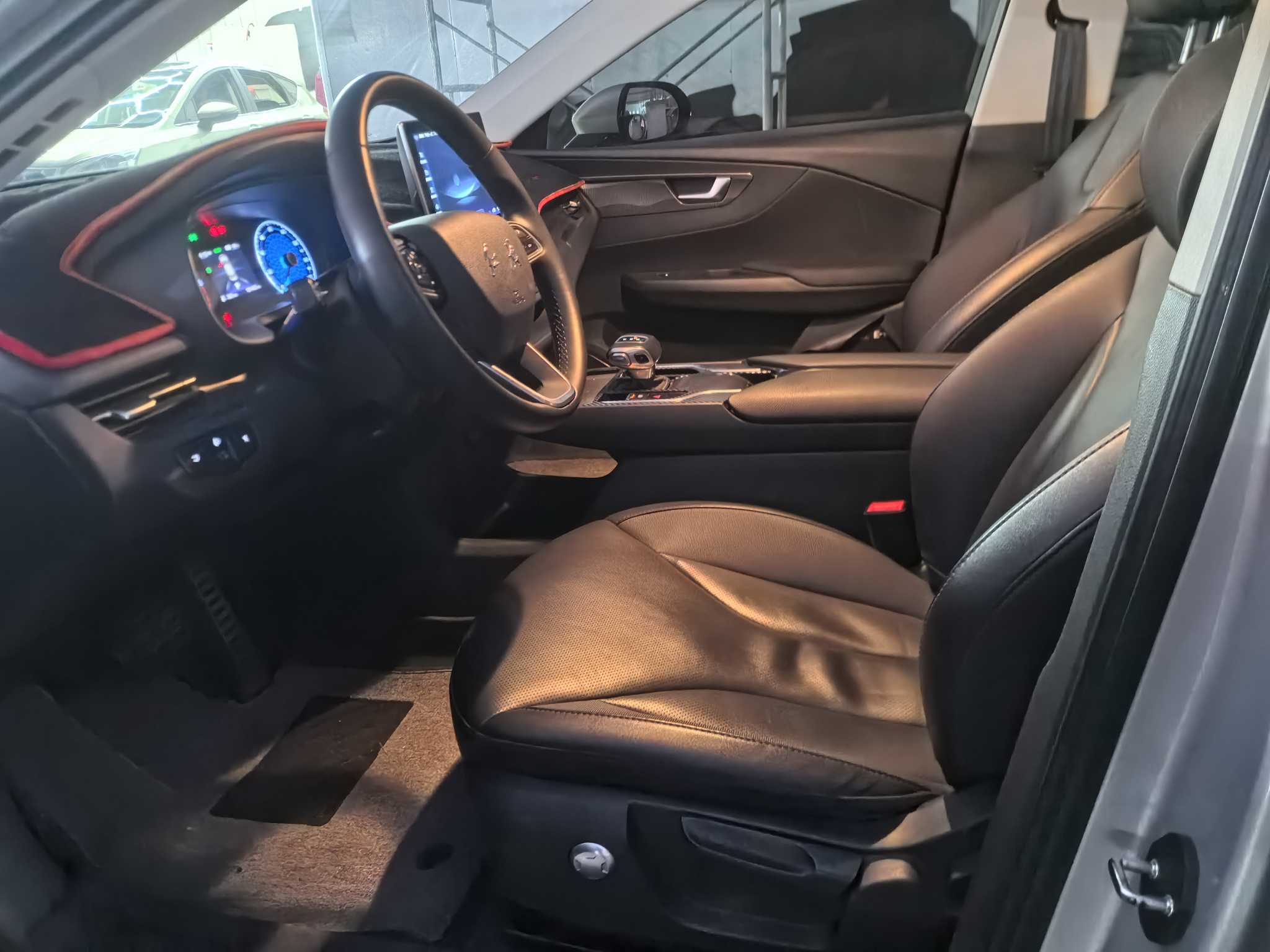 HongQi E-QM5 2022 immagine di auto #4