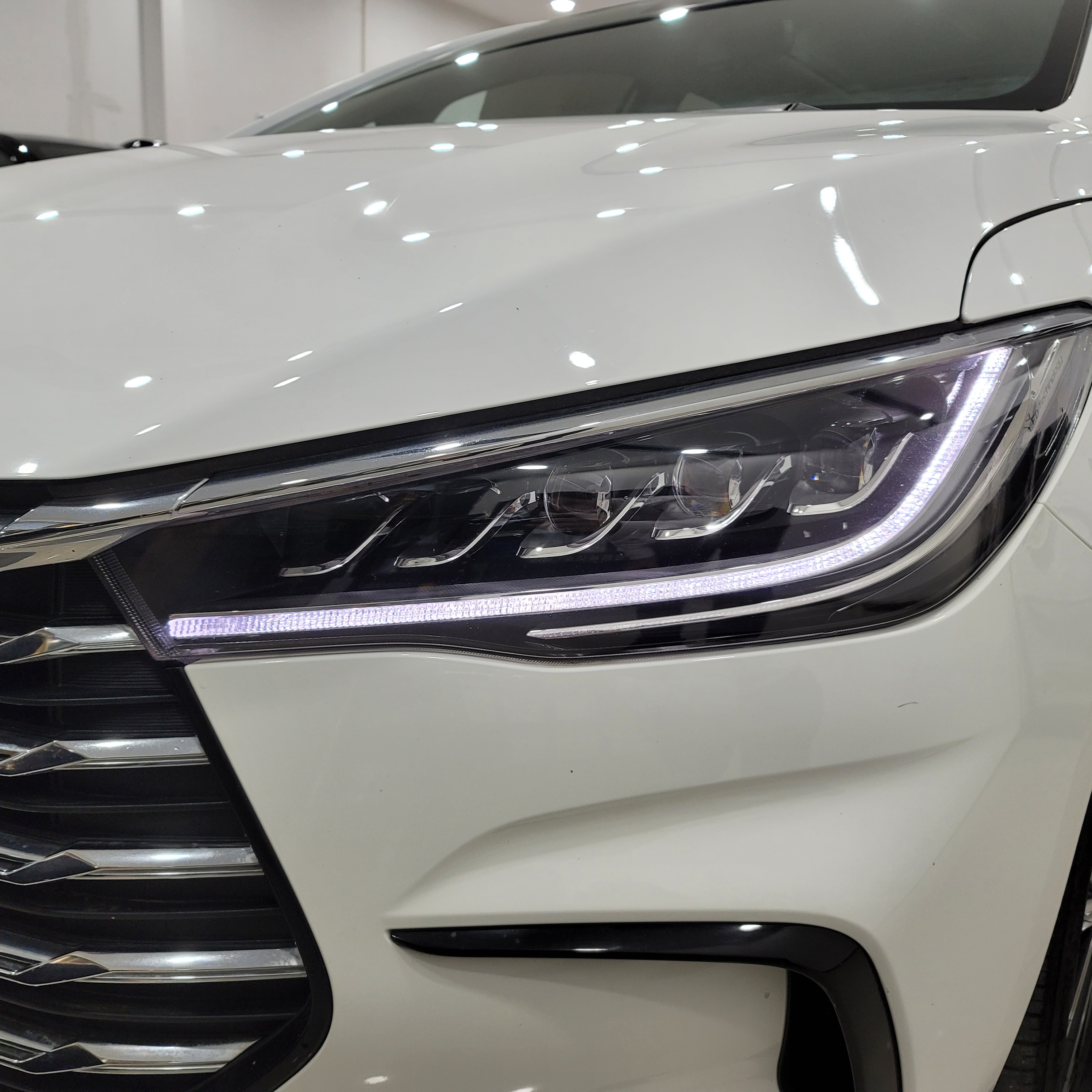 BYD Song MAX New Energy 2023 immagine di auto #4