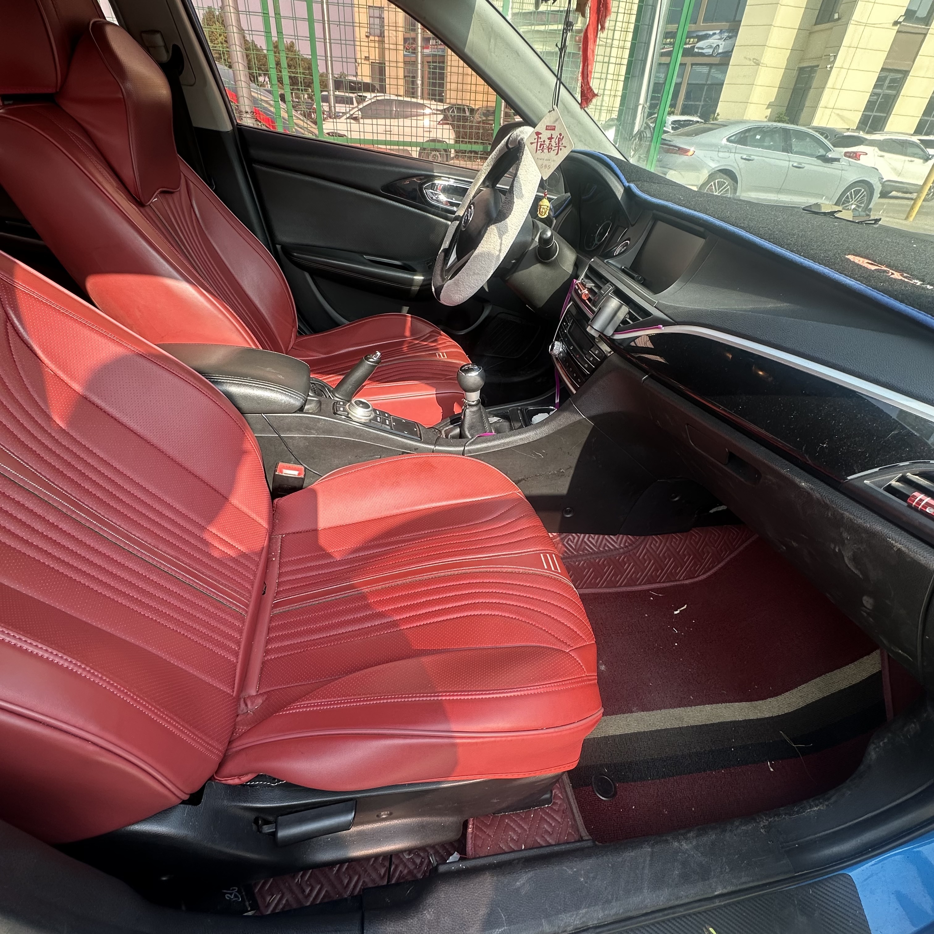 Soueast V5 Lingzhi 2017 #4 Soueast V5 Lingzhi 2017 car image #4