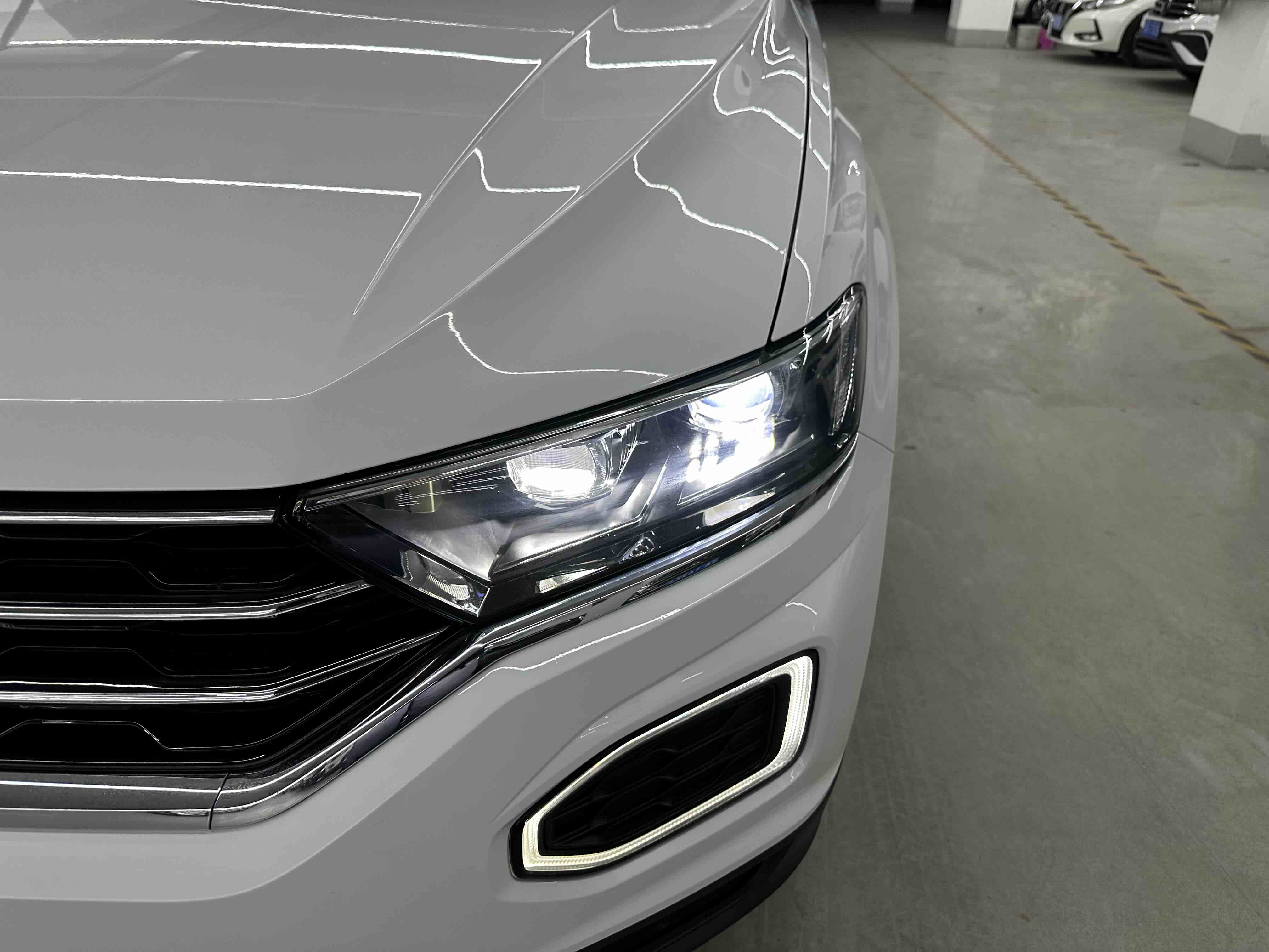 T-Roc 2022 car image #4
