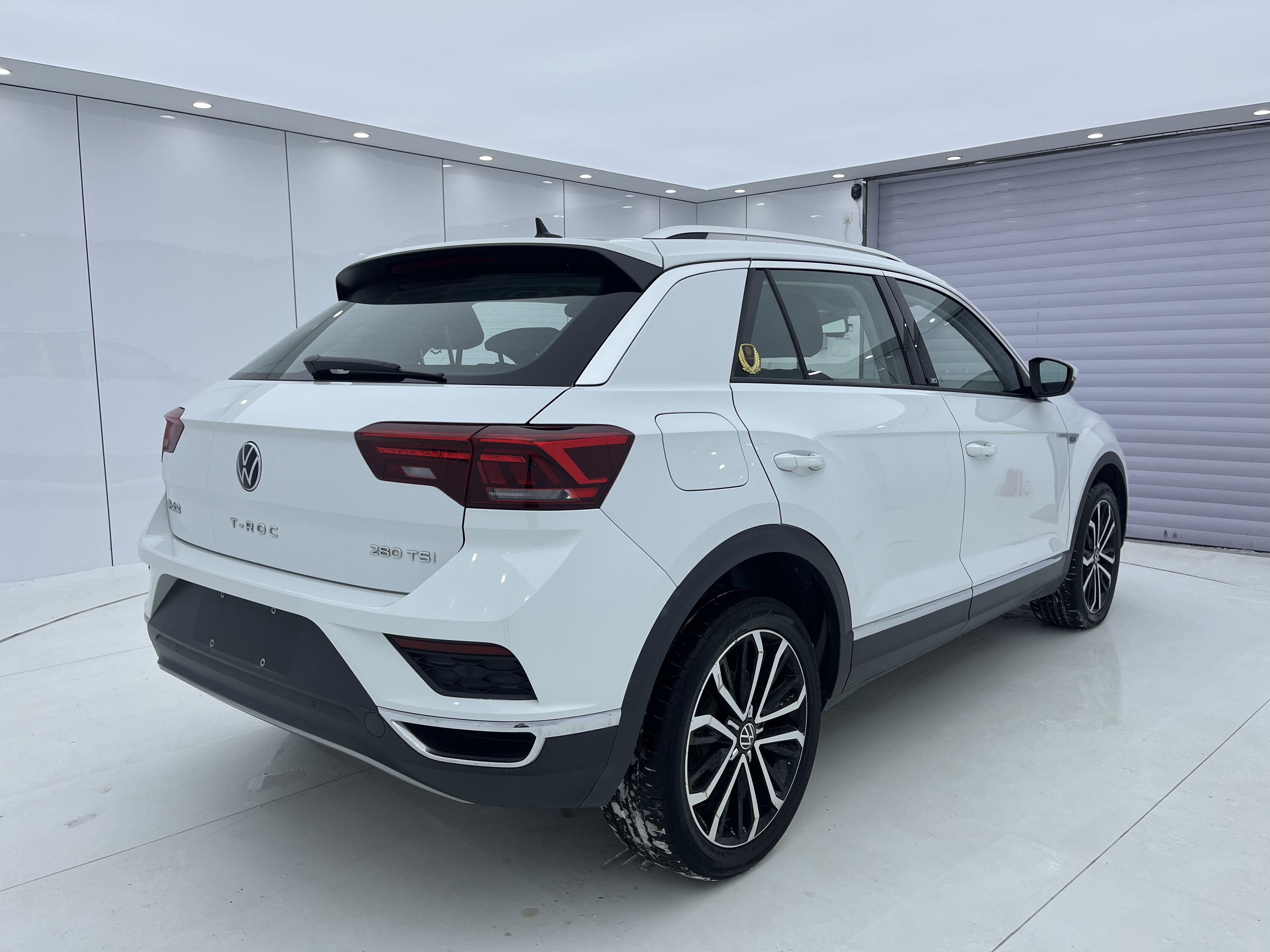 Volkswagen T-Roc 2022 immagine di auto #4