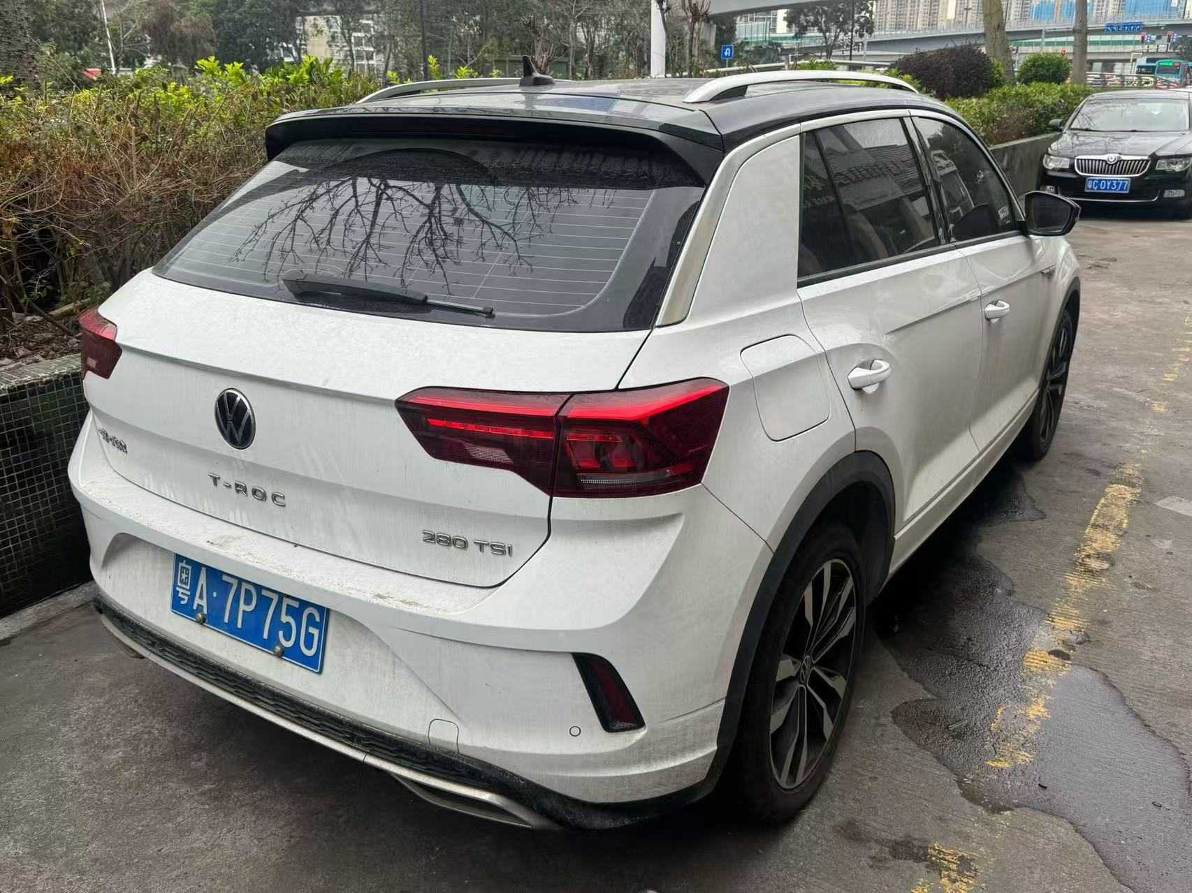 Volkswagen T-Roc 2023 immagine di auto #4