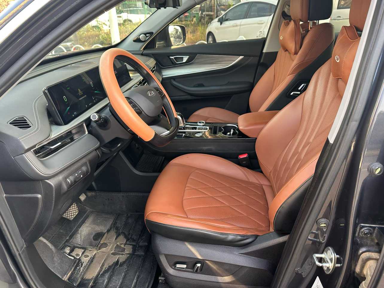 Tiggo 8 Plus e+ 2022 car image #4