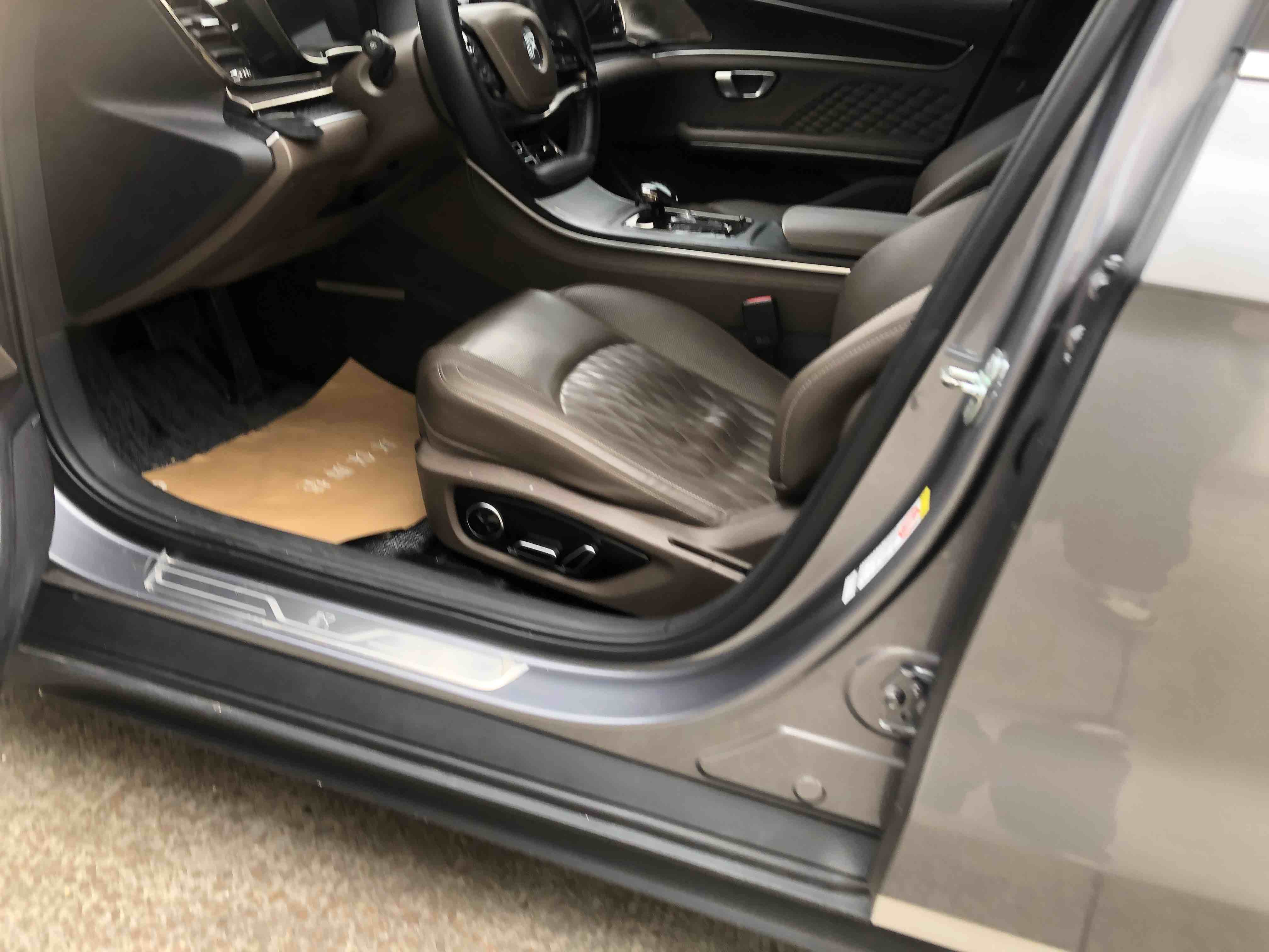 BYD Han 2023 car image #4