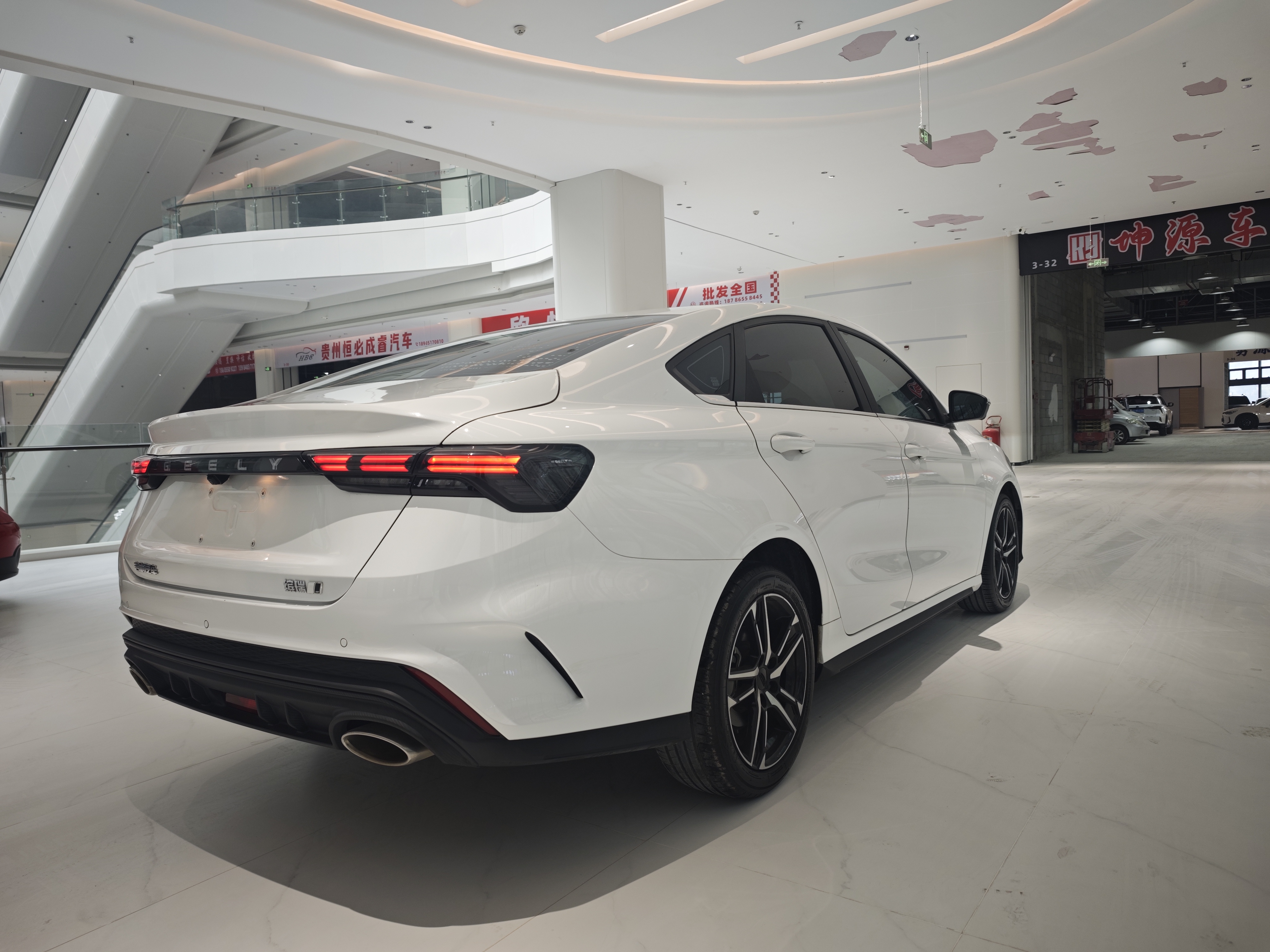 GEELY Binray 2023 car image #4