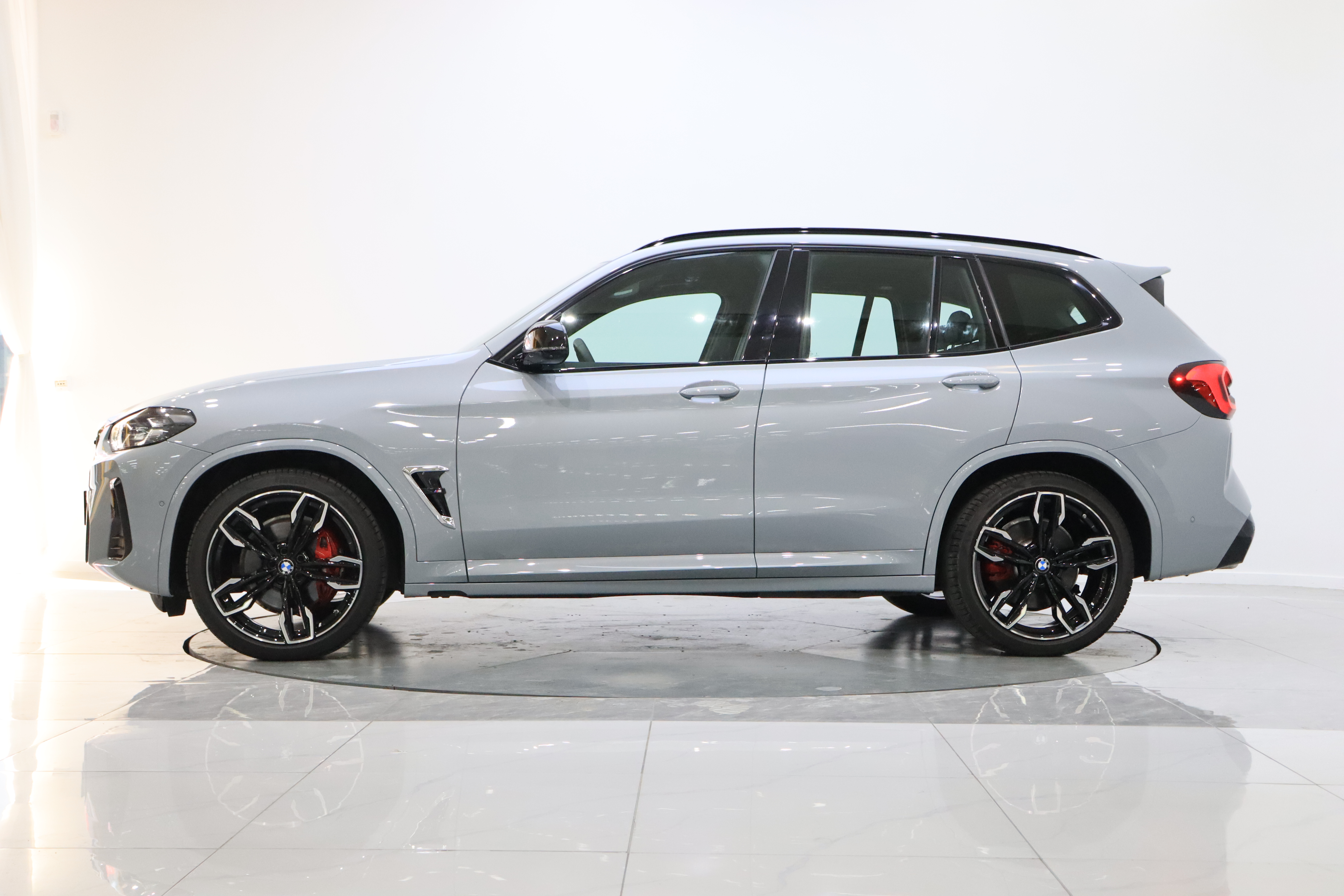 BMW X3 M40i 2024 #4 BMW X3 M40i 2024 car image #4