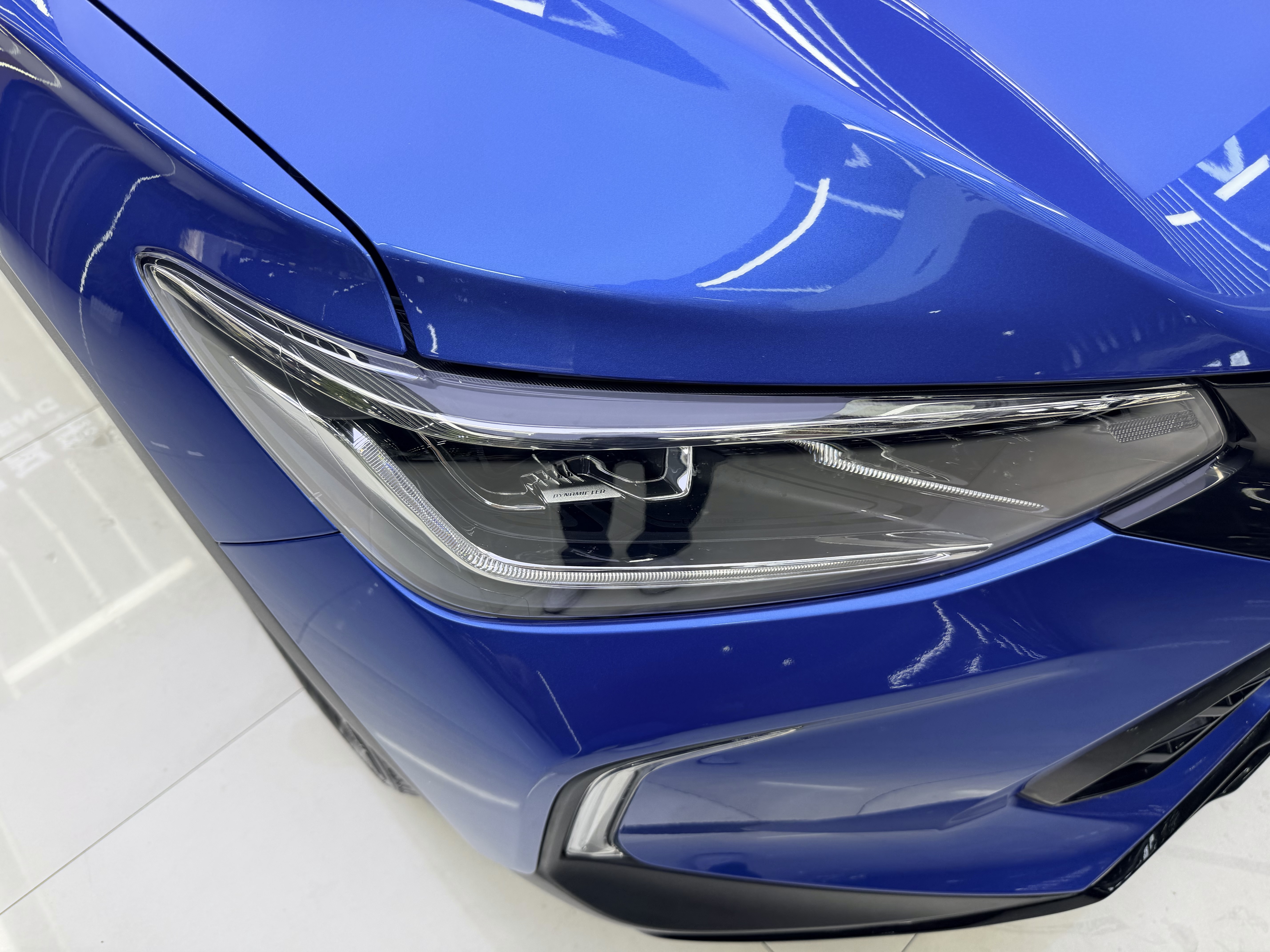 Chevrolet Tracker 2023 immagine di auto #4