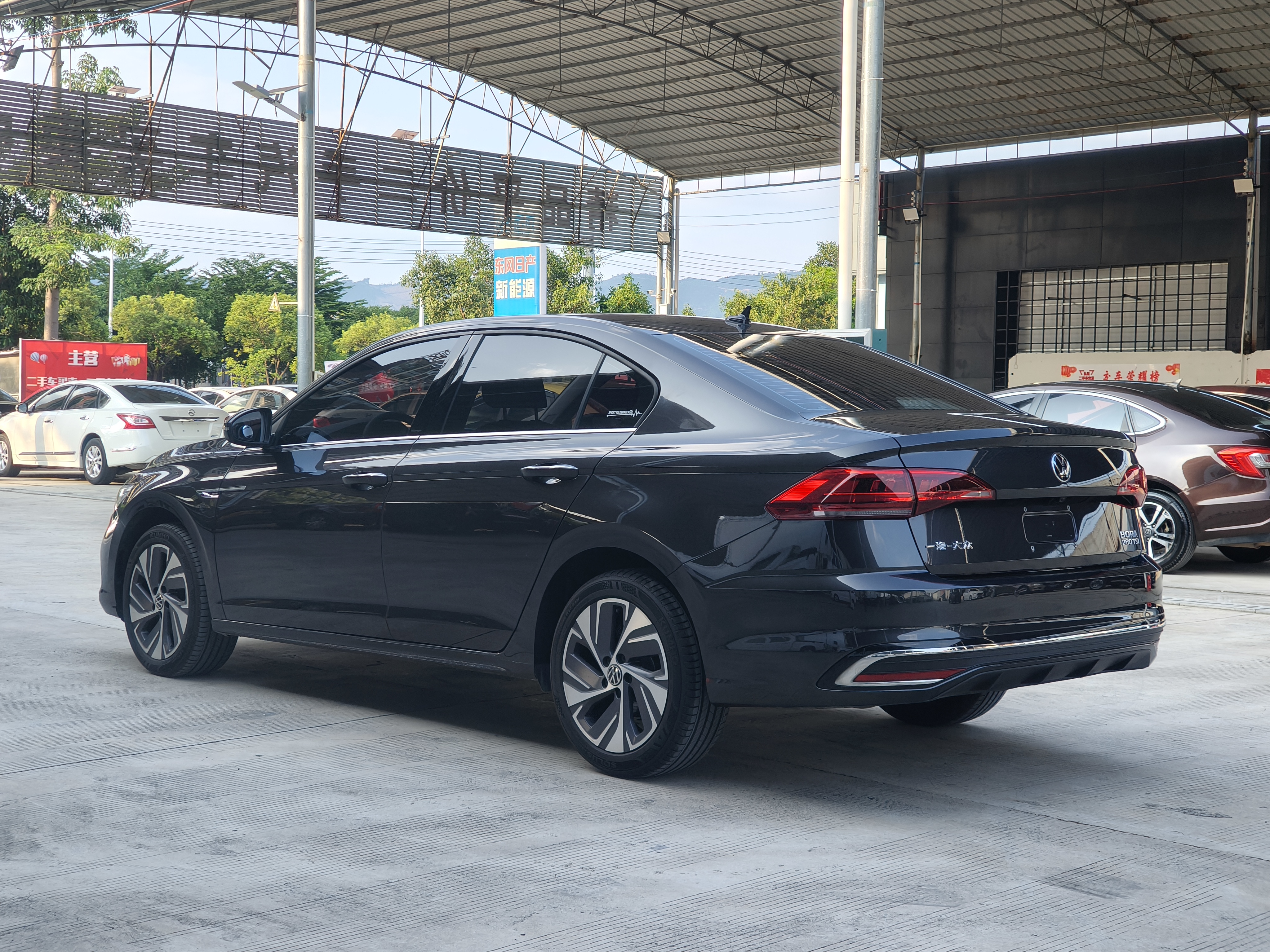 Volkswagen Bora 2023 immagine di auto #4