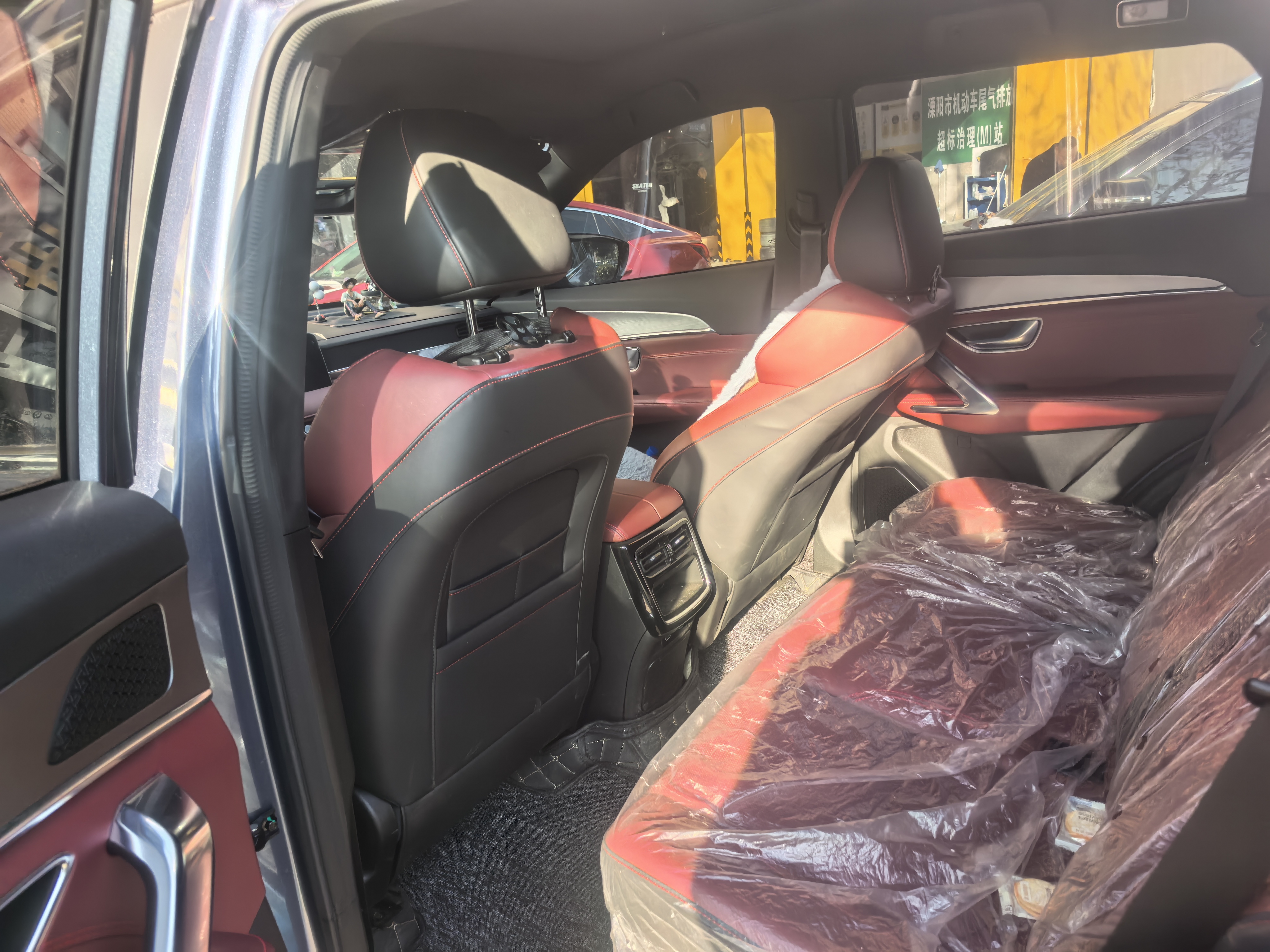 Jetour X70 PLUS 2022 car image #4