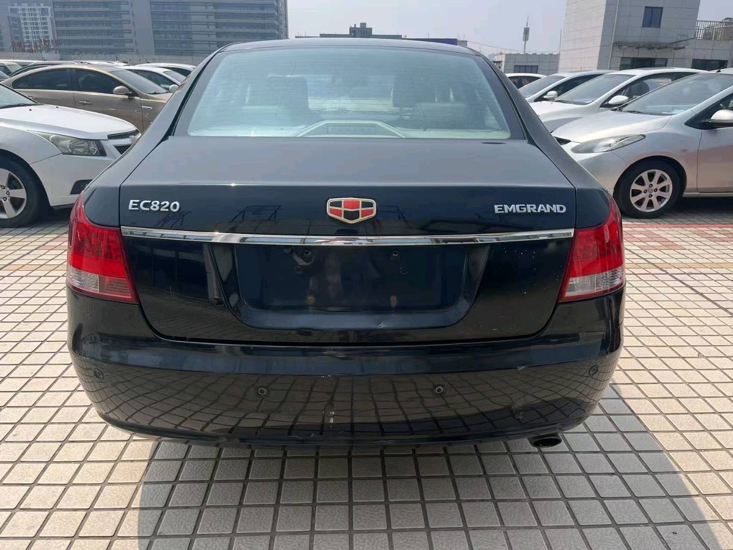 GEELY EC8 2013 #4 GEELY EC8 2013 car image #4