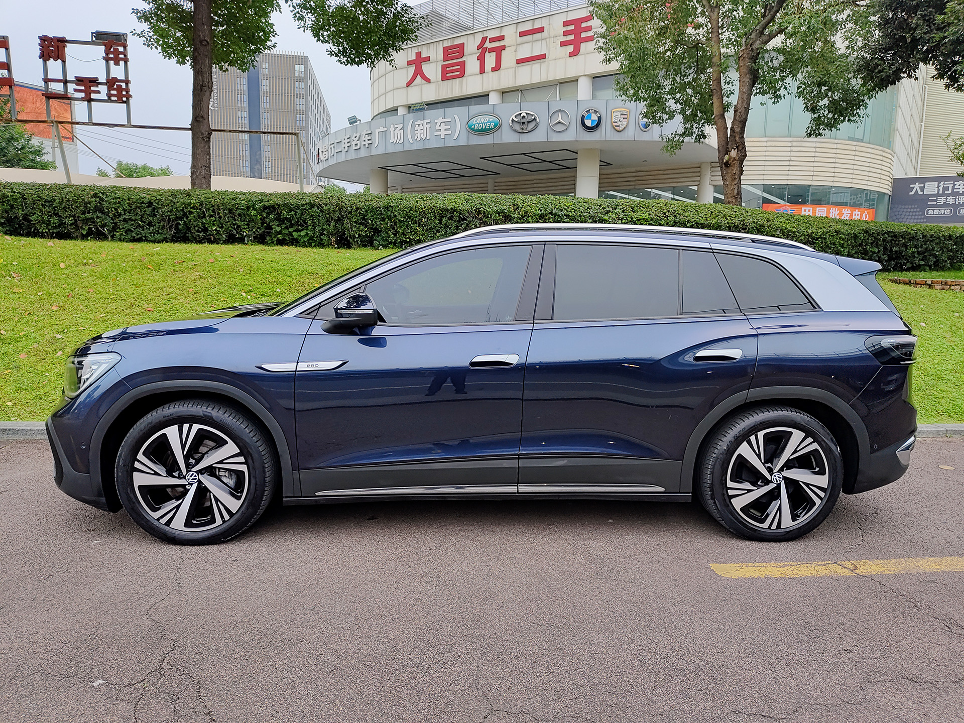 Volkswagen ID.6 Crozz 2023 #4 Volkswagen ID.6 Crozz 2023 immagine di auto #4