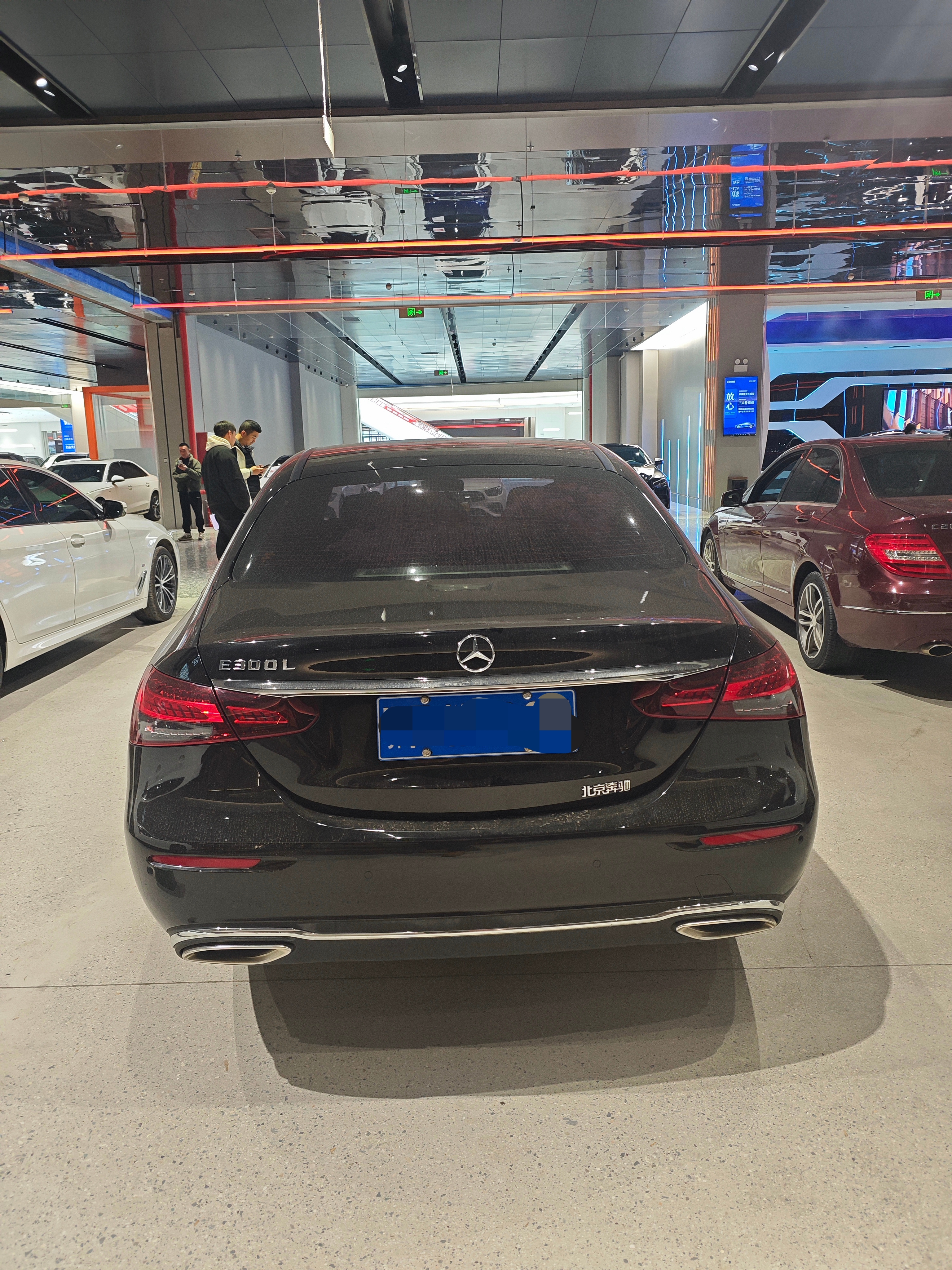 Mercedes-Benz E Class 2022 car image #4