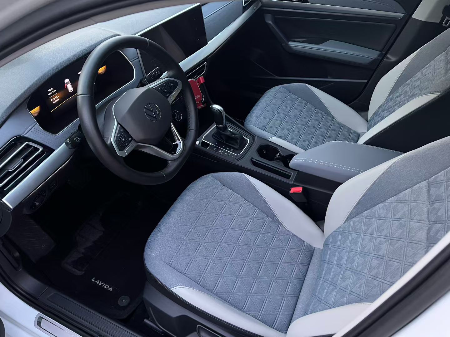 Volkswagen Lavida 2022 #4 Volkswagen Lavida 2022 car image #4