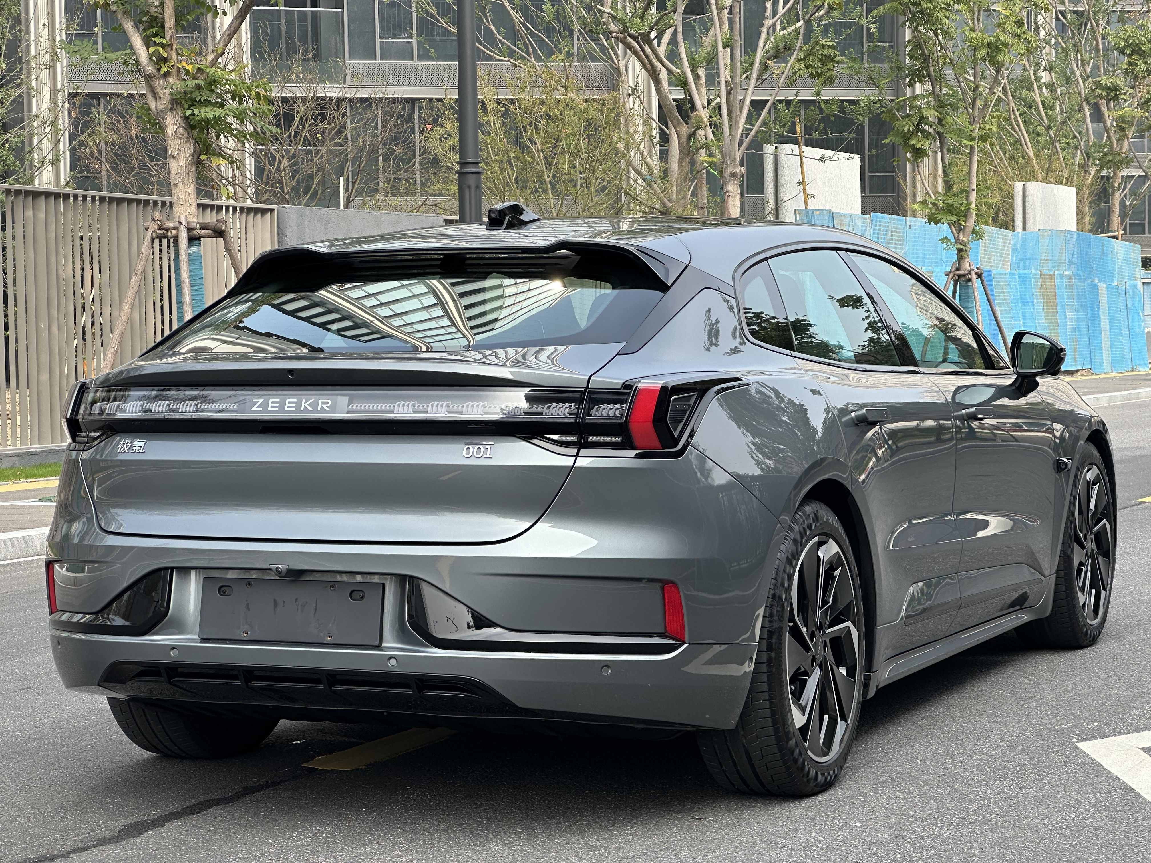 极氪 极氪001 2022 汽车图片 #4