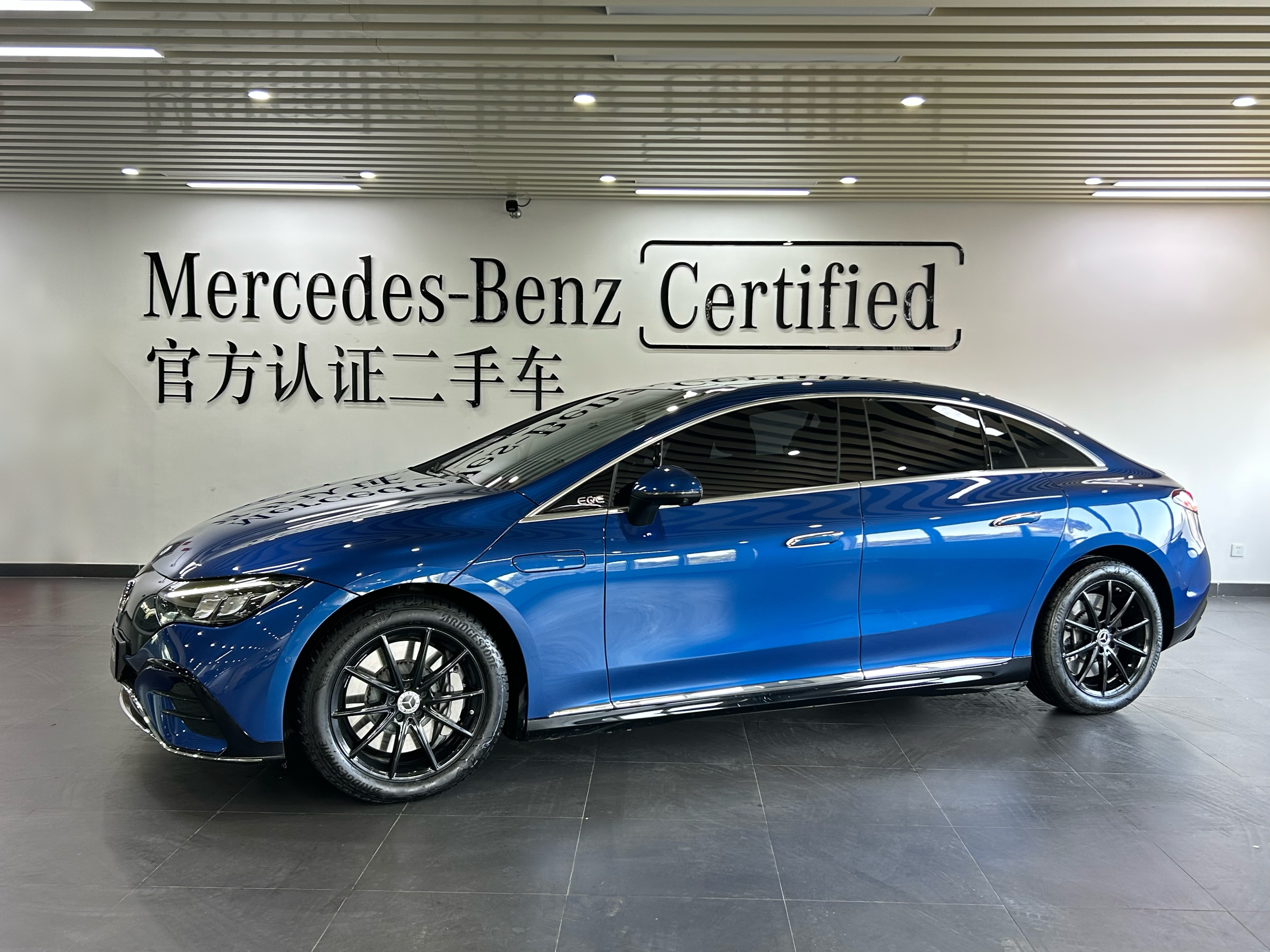 Mercedes-Benz EQE Class 2024 #4 Mercedes-Benz EQE Class 2024 car image #4