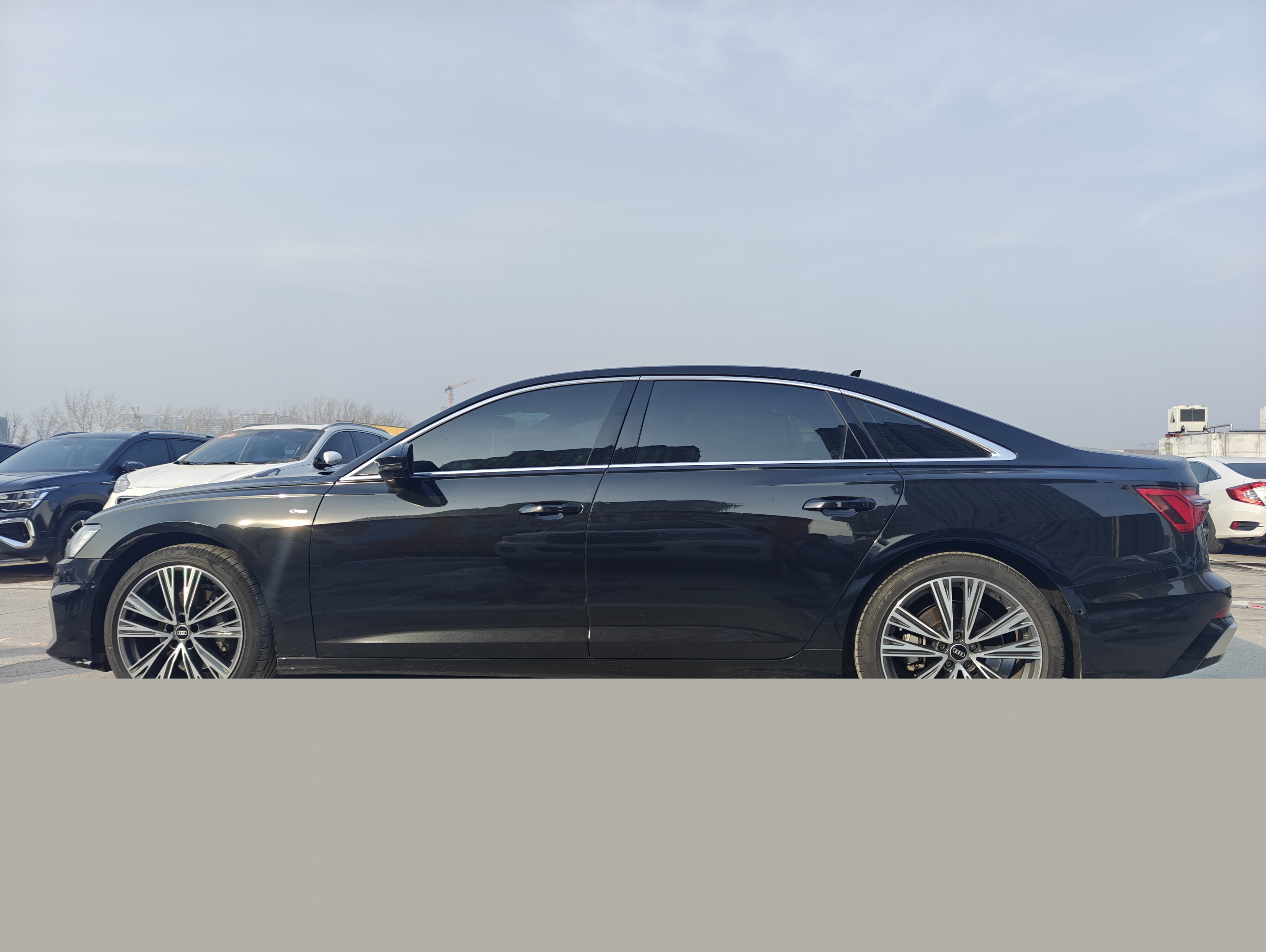 Audi A6L 2023 car image #4