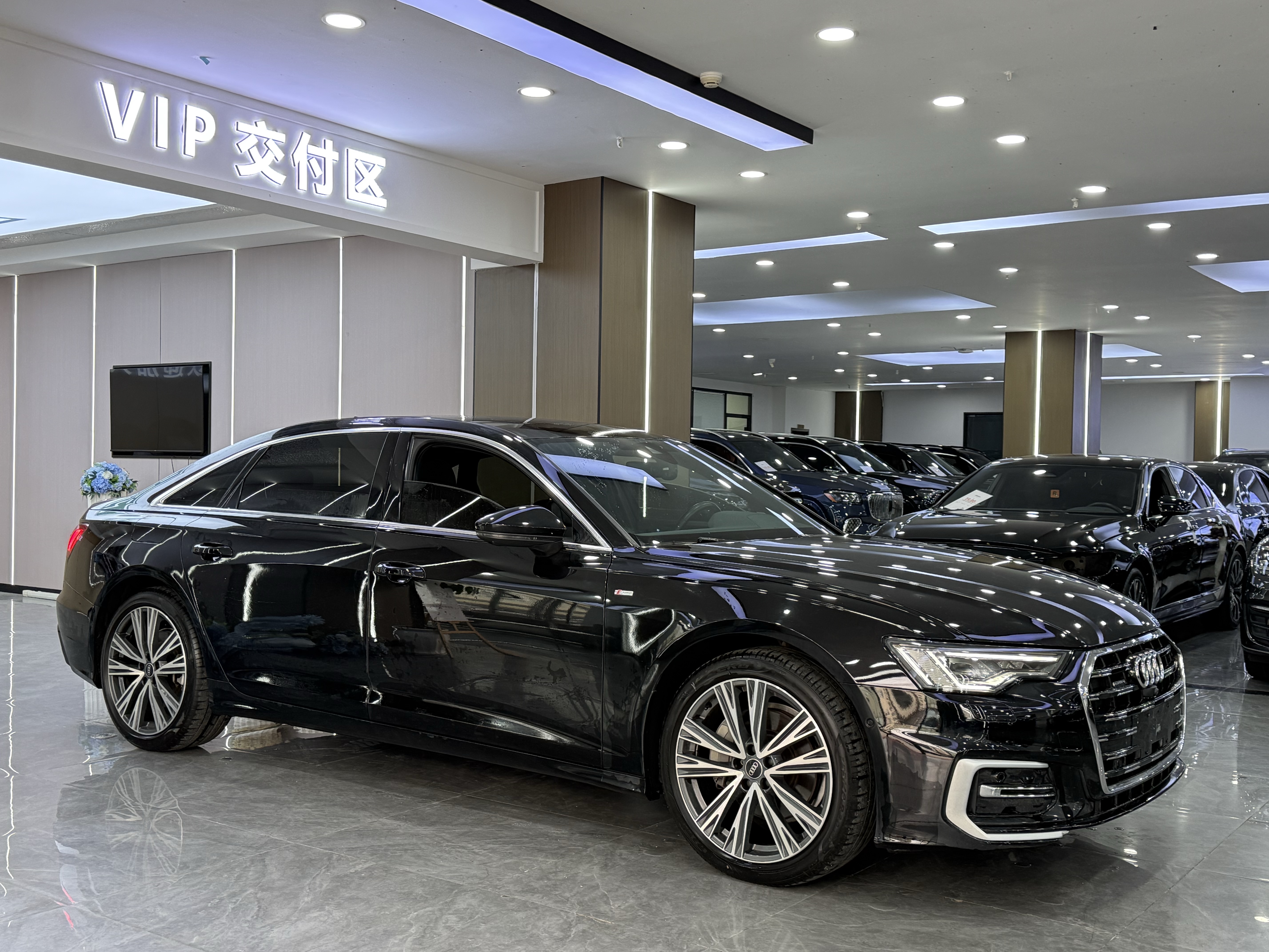 Audi A6L 2022 car image #4