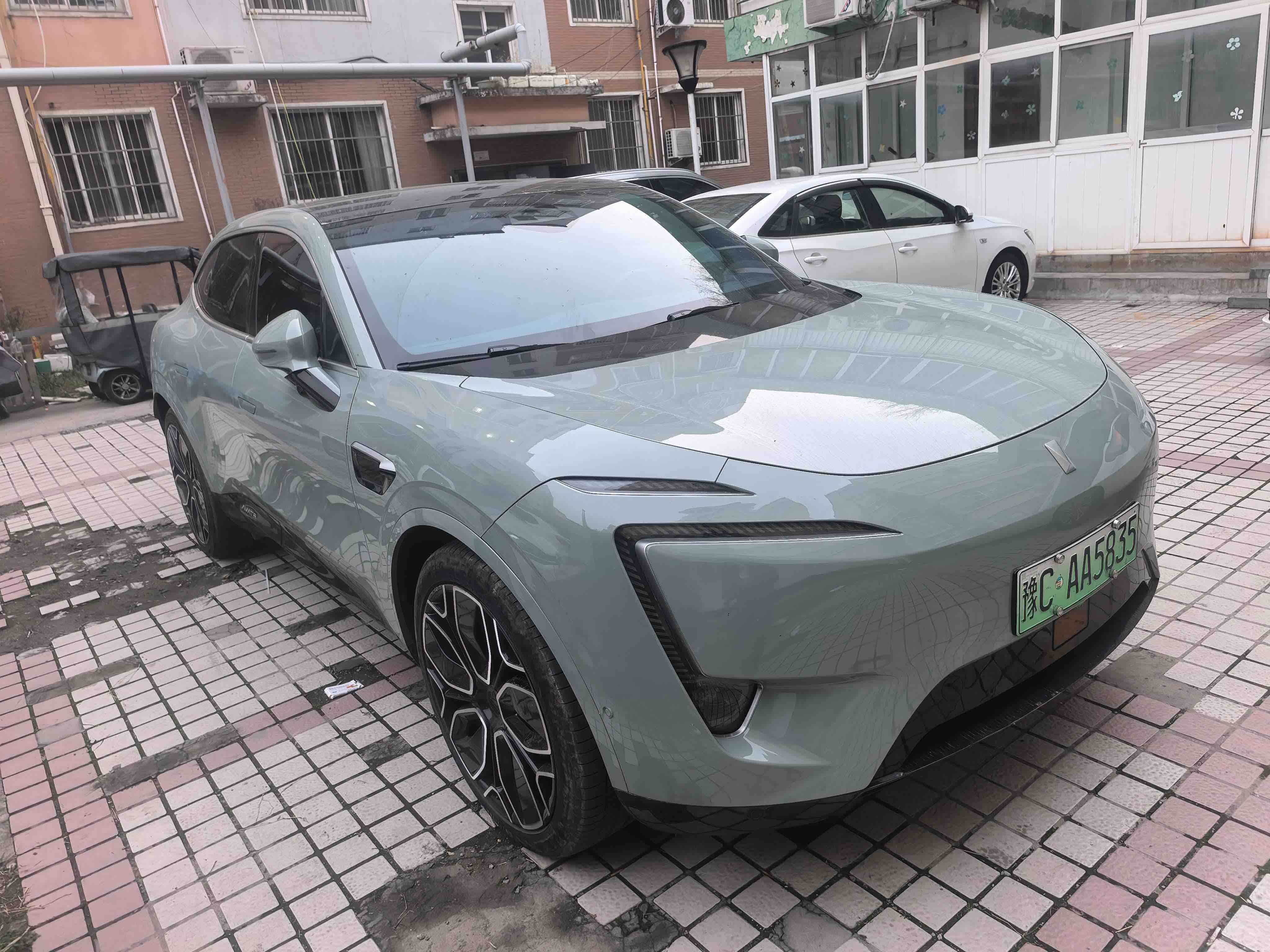 Avatr 11 2024 imagem de carro #4