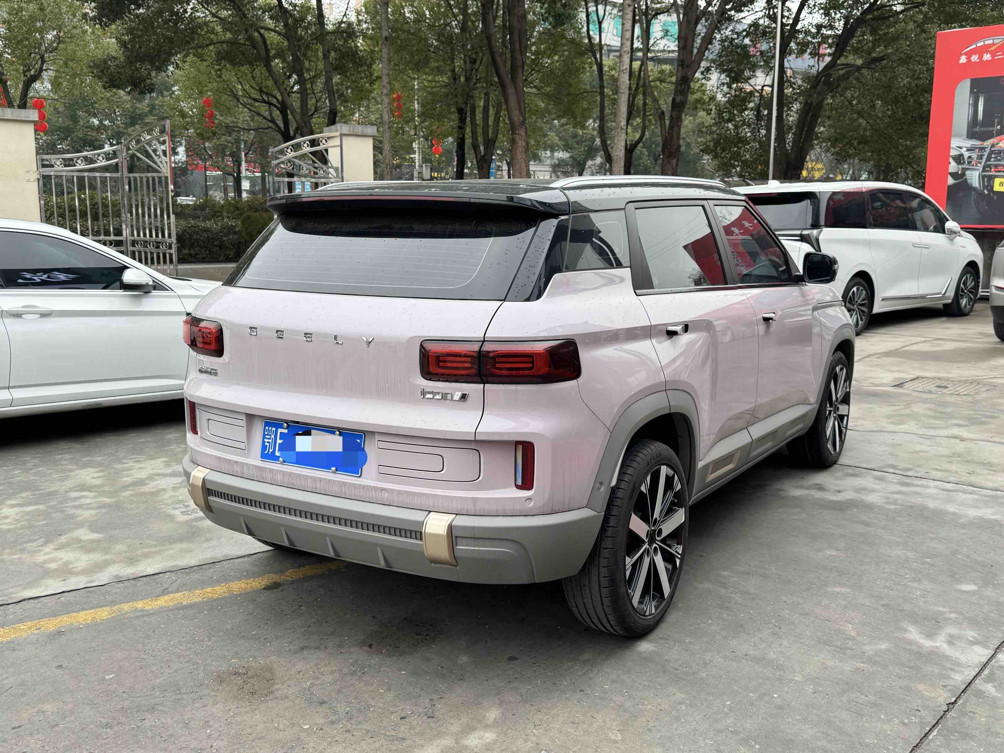 GEELY ICON 2023 صورة سيارة #4