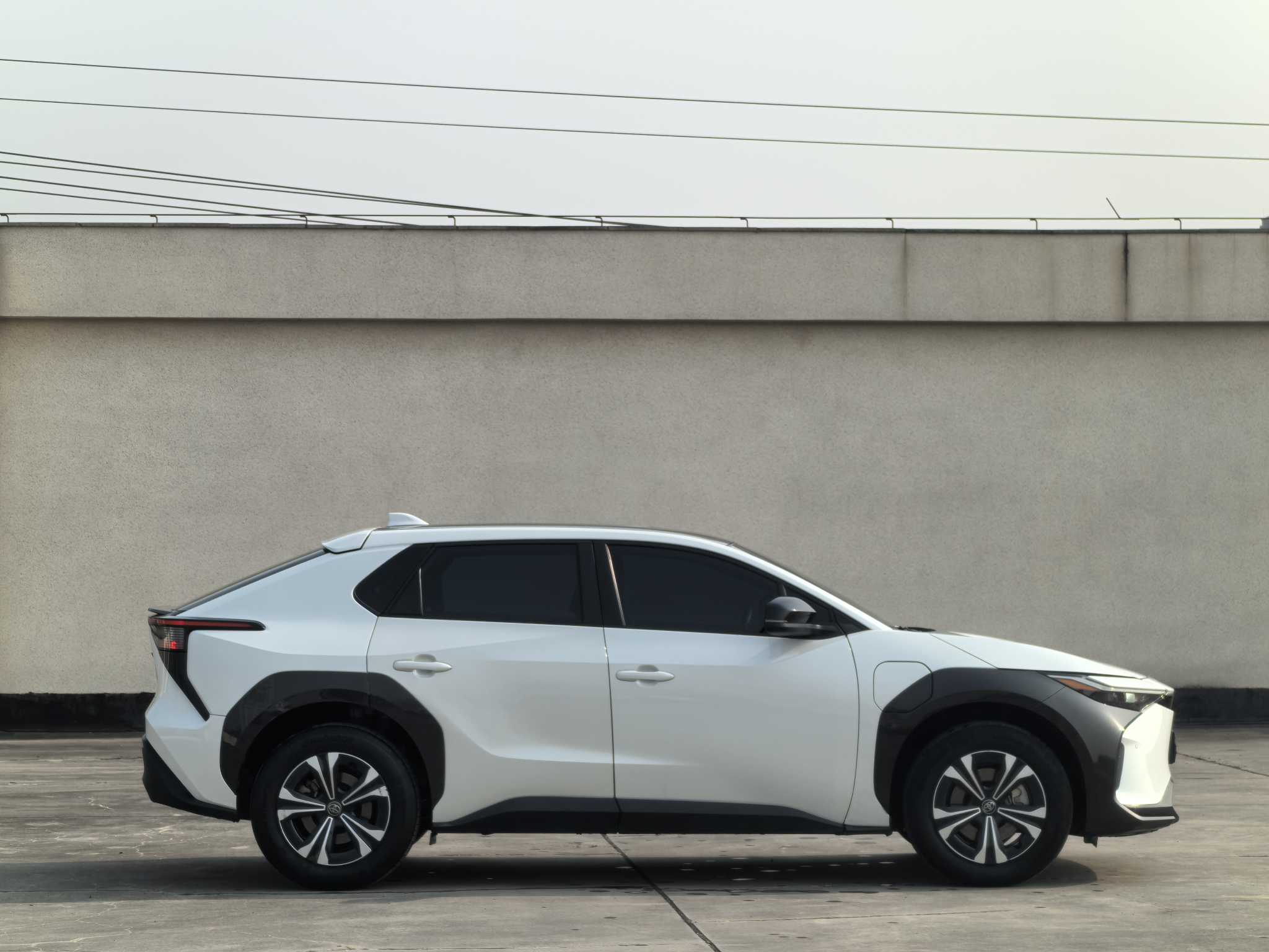 丰田 一汽丰田bZ4X 2023 汽车图片 #4