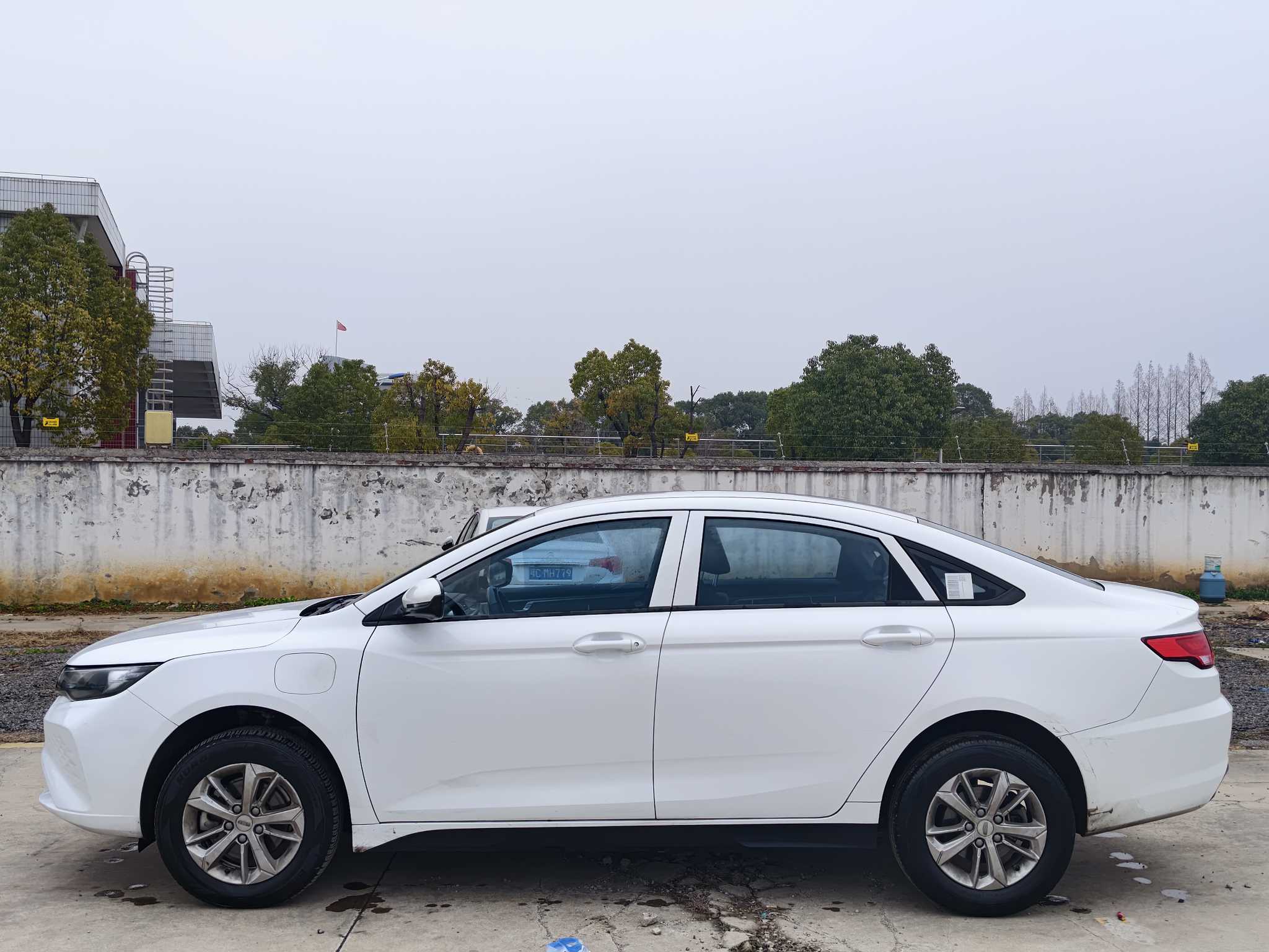 Emgrand New Energy 2023 #4 Emgrand New Energy 2023 car image #4