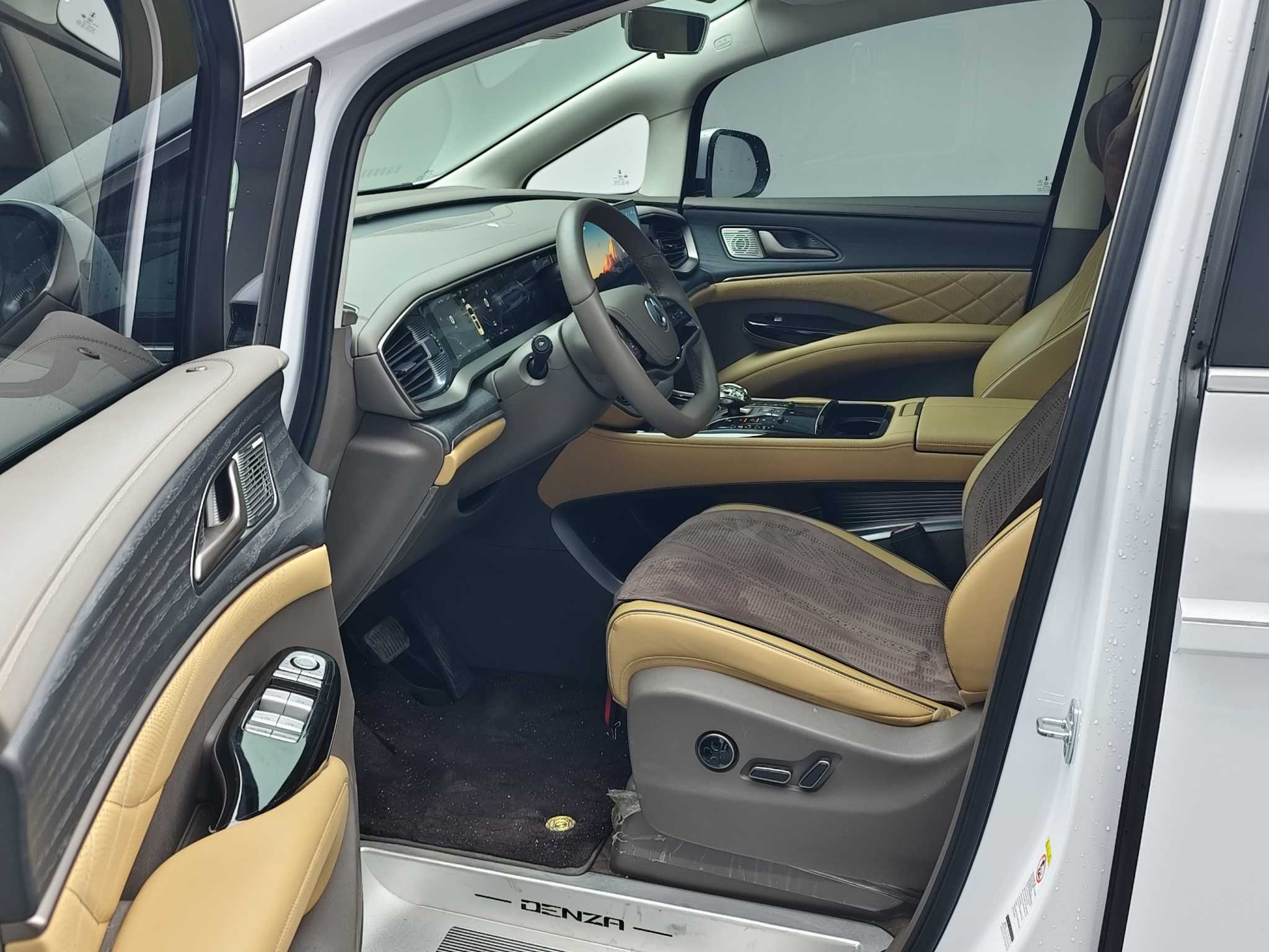 Denza D9 2024 #4 Denza D9 2024 immagine di auto #4