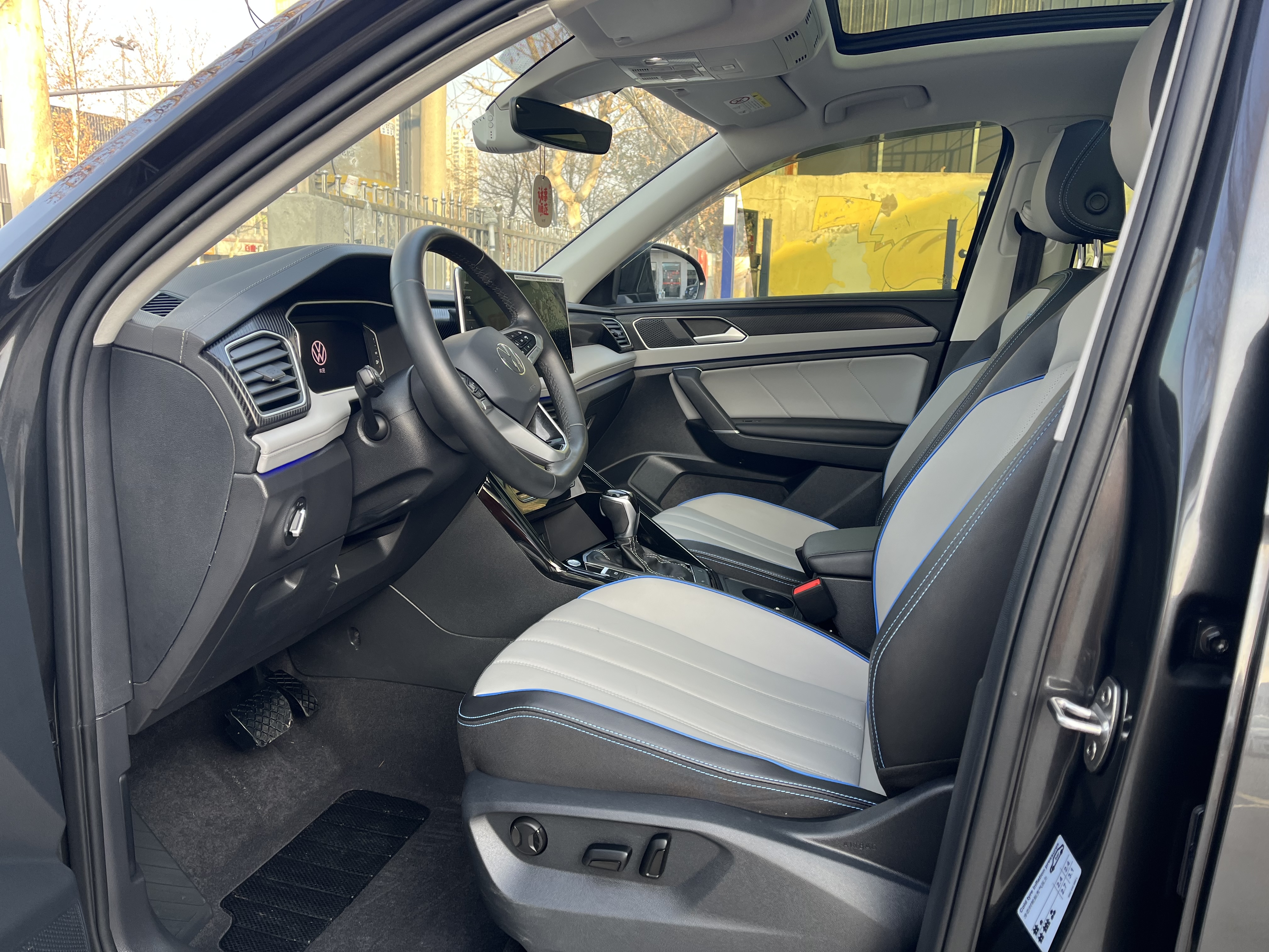 Volkswagen Tayron GTE 2024 car image #4